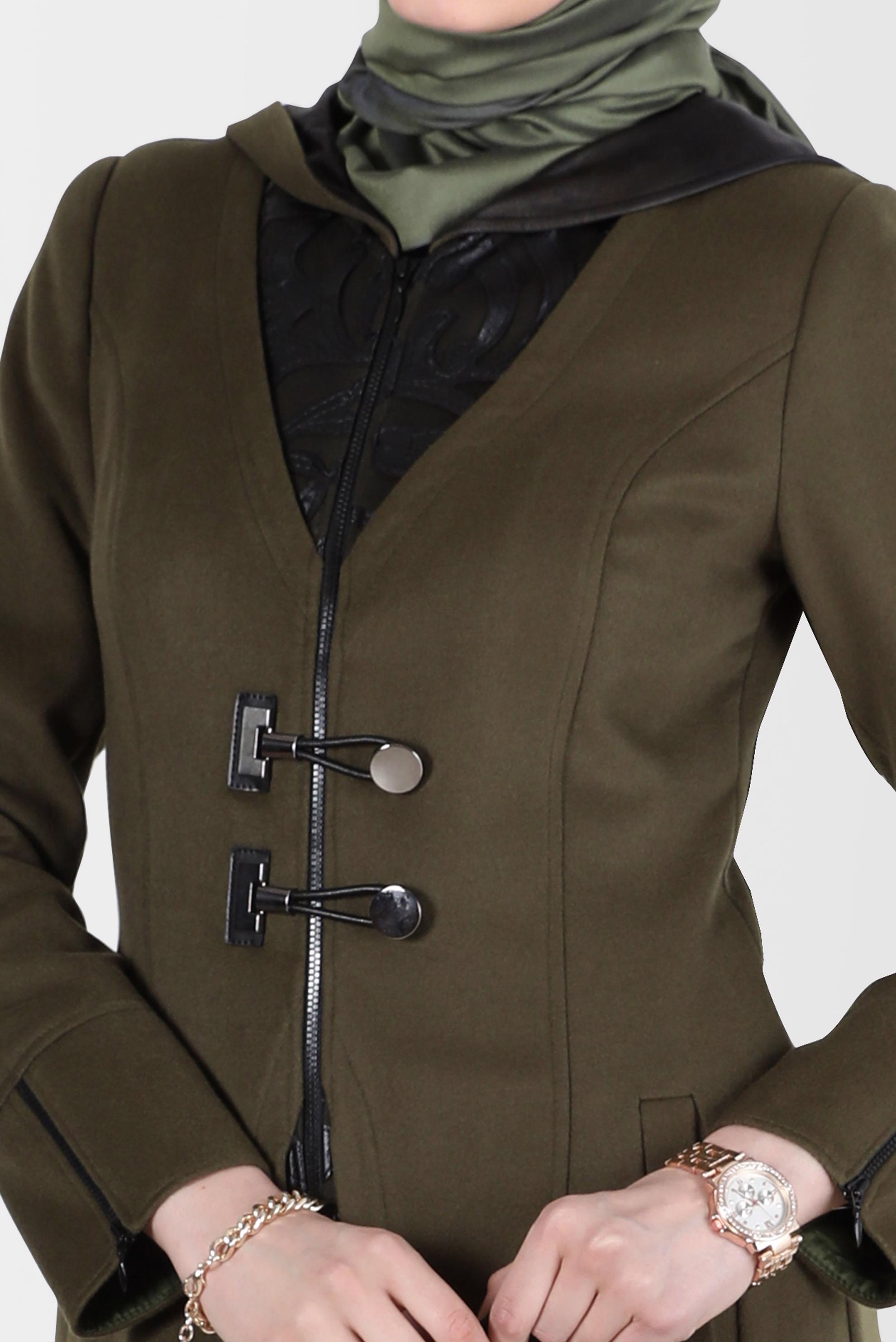 Tesettür giyim YEŞİL KAPÜŞONLU GÜPÜR DETAYLI KABAN 9360 