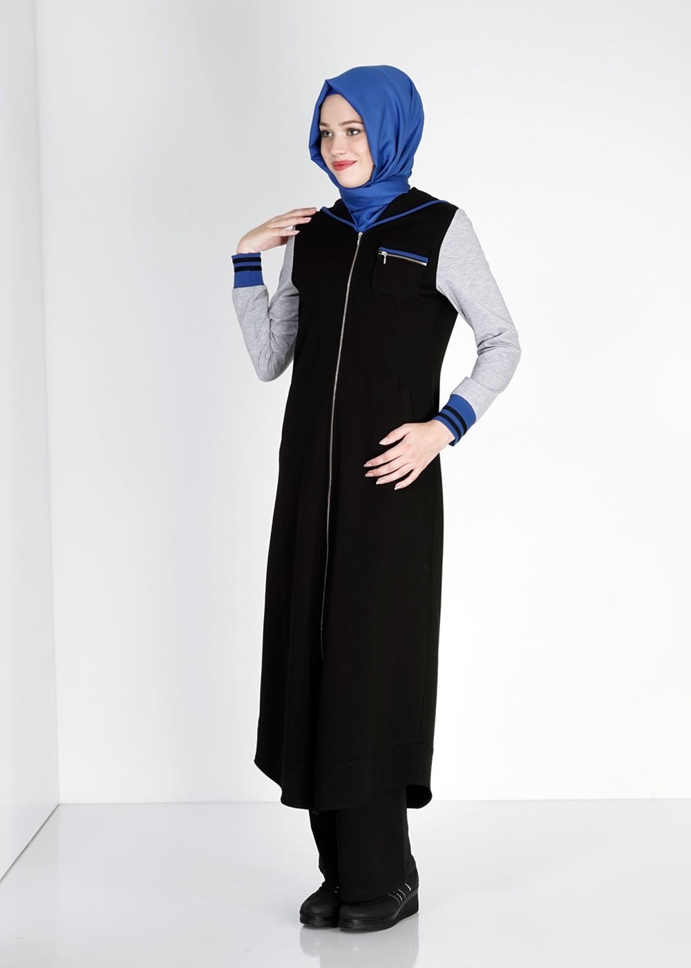 Hijab clothing BLACK HOODED ZIPPED SPORT TUNIC 4782 