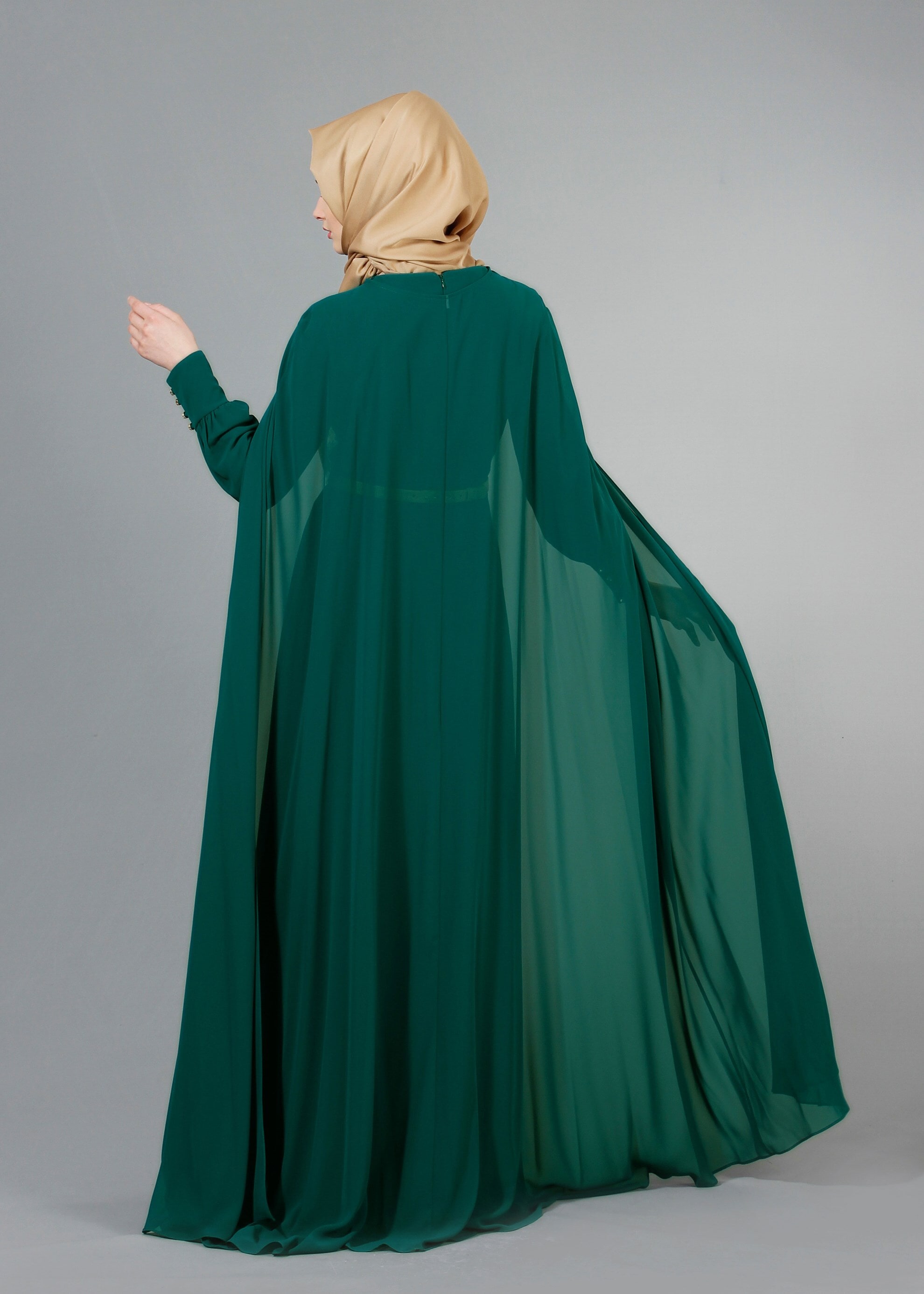 Tesettür giyim YEŞİL PUL PAYET İŞLEMELİ PELERİNLİ ŞİFON ABİYE ELBİSE 5177