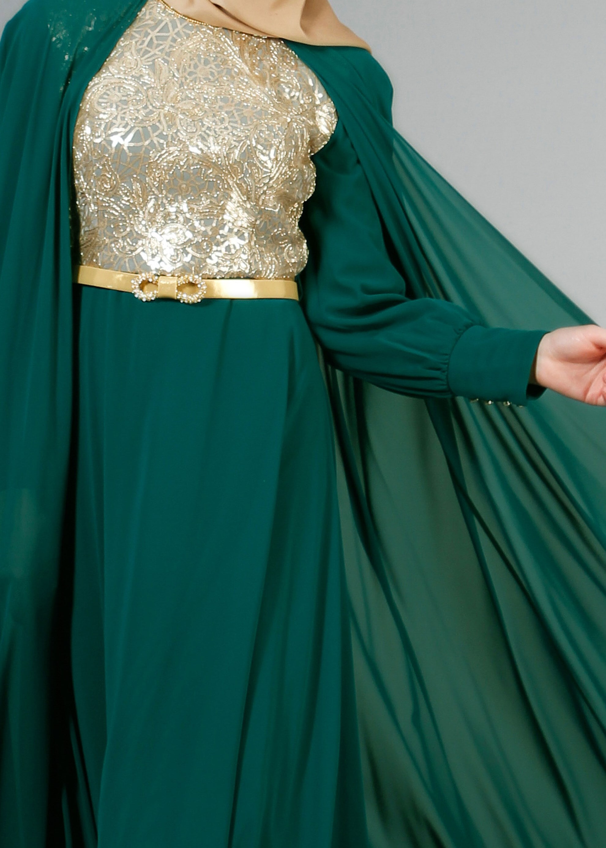 Tesettür giyim YEŞİL PUL PAYET İŞLEMELİ PELERİNLİ ŞİFON ABİYE ELBİSE 5177