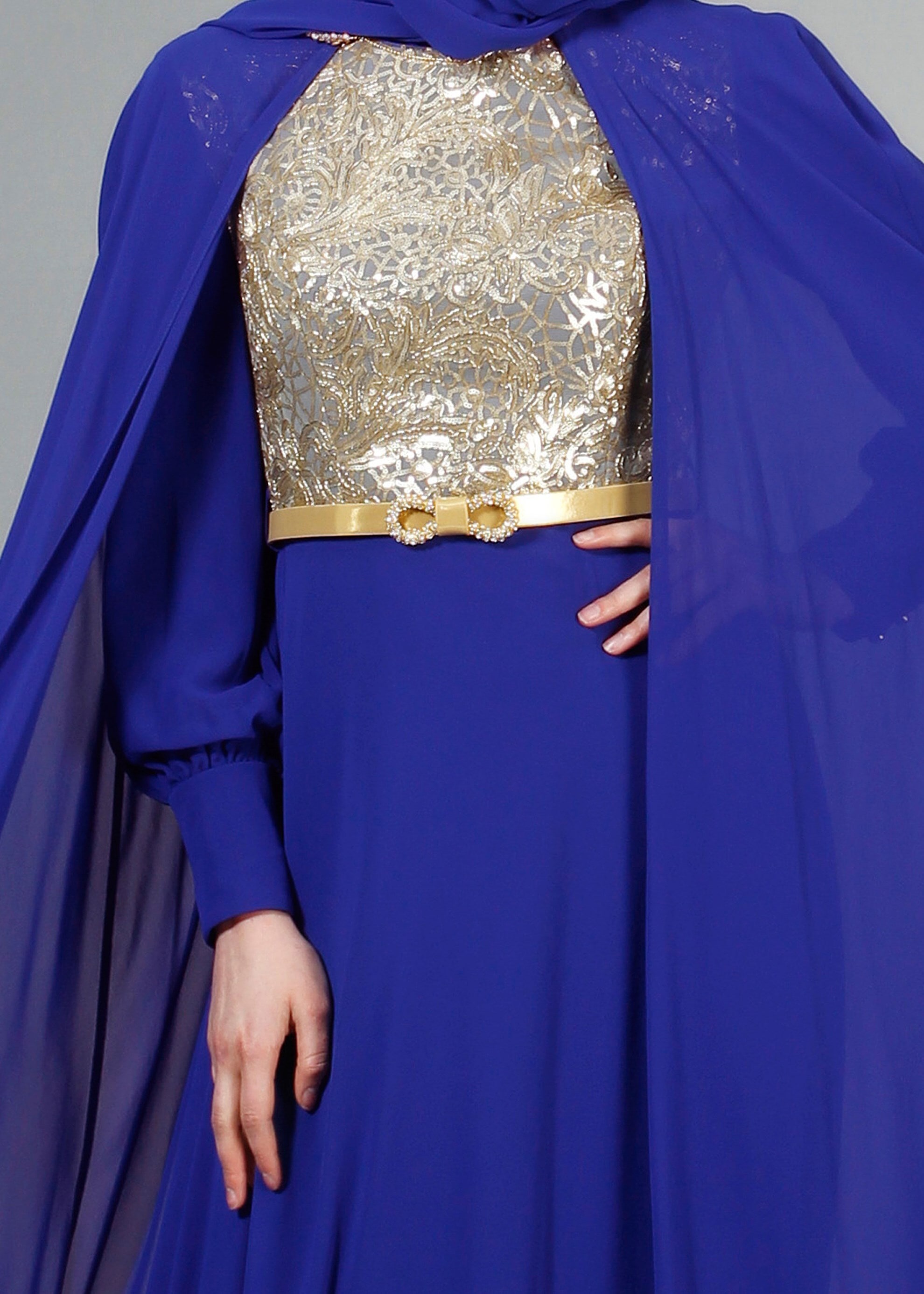 Tesettür giyim LACİVERT PUL PAYET İŞLEMELİ PELERİNLİ ŞİFON ABİYE ELBİSE 5177