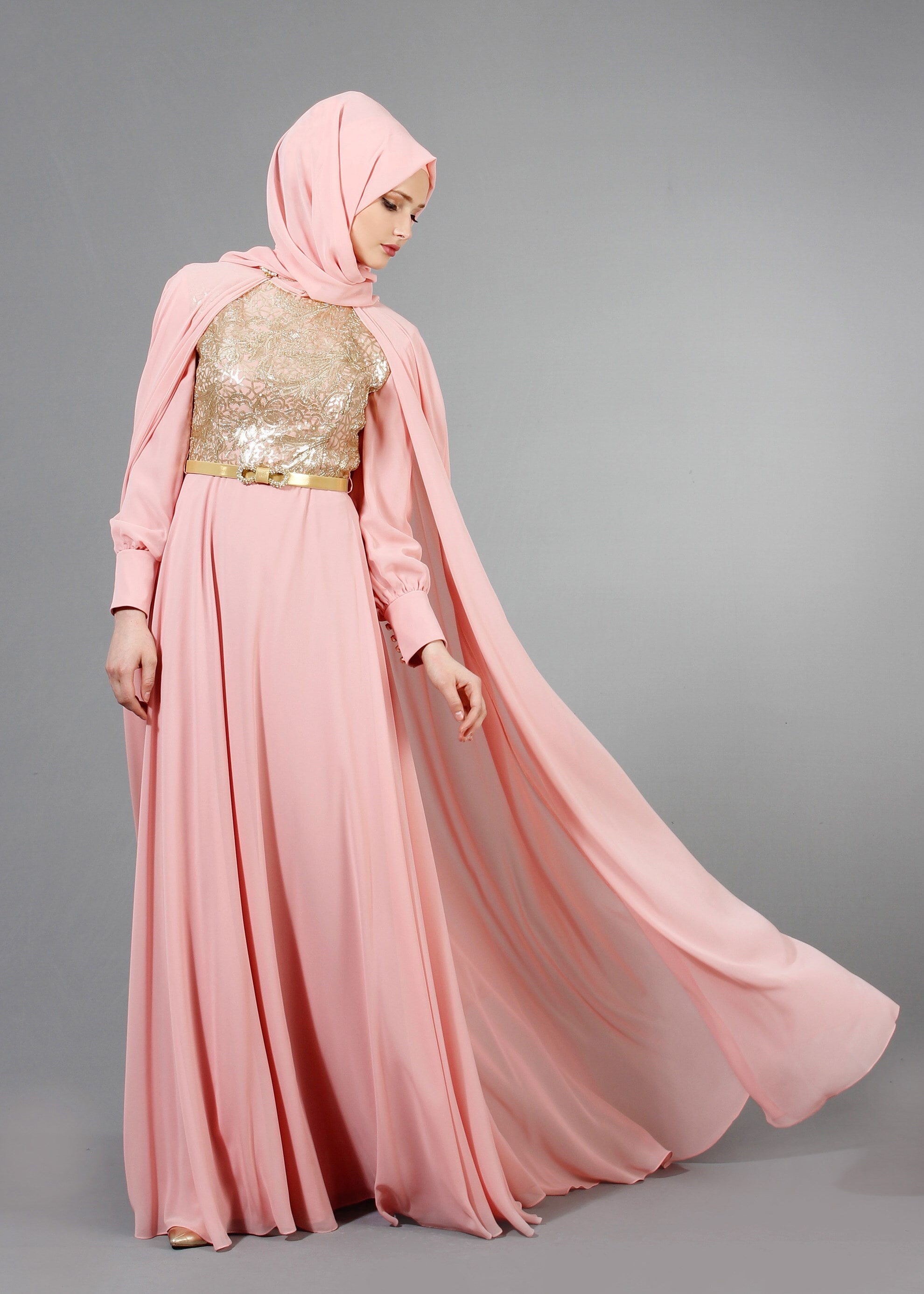 Tesettür giyim PUDRA PUL PAYET İŞLEMELİ PELERİNLİ ŞİFON ABİYE ELBİSE 5177