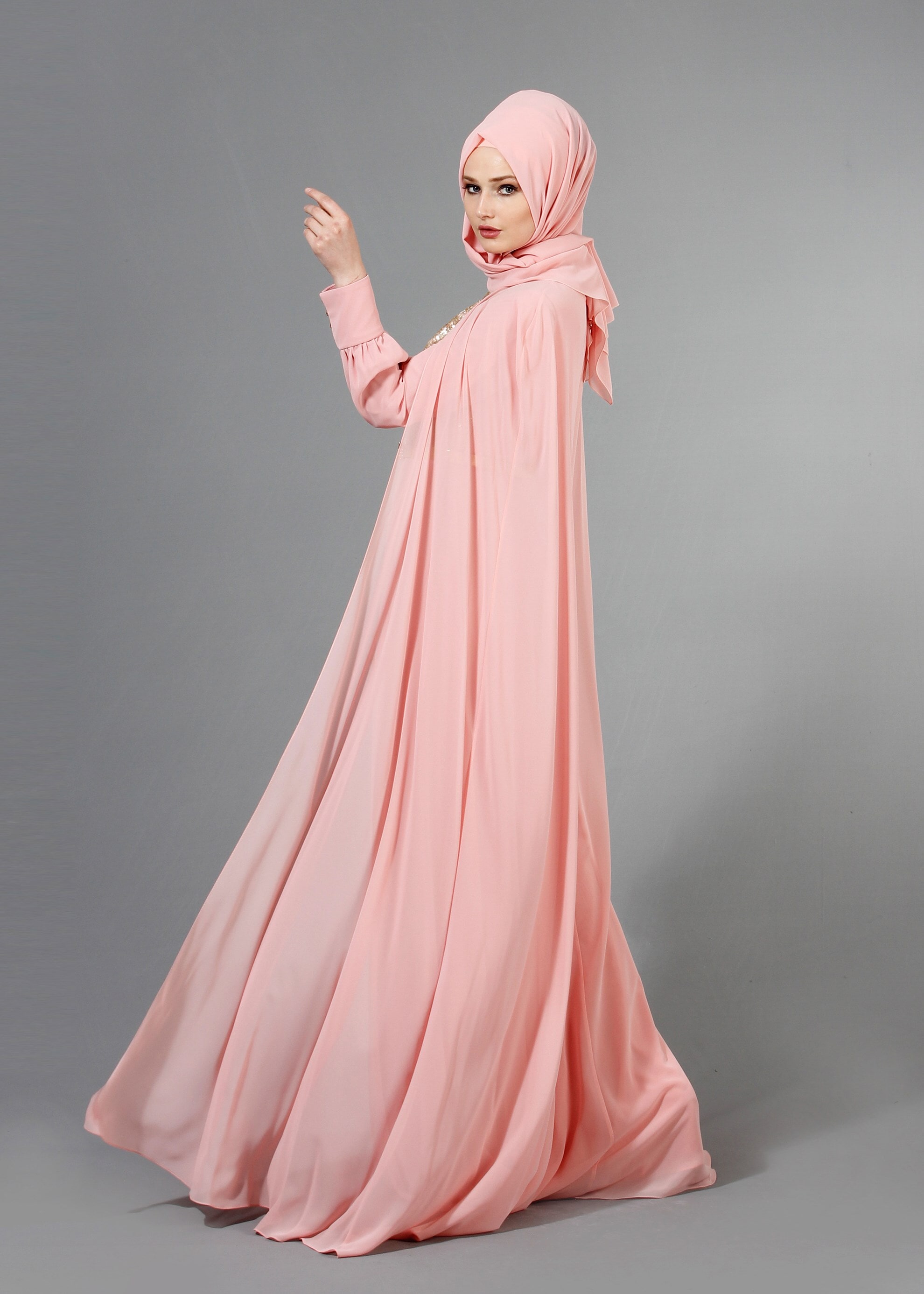 Tesettür giyim PUDRA PUL PAYET İŞLEMELİ PELERİNLİ ŞİFON ABİYE ELBİSE 5177
