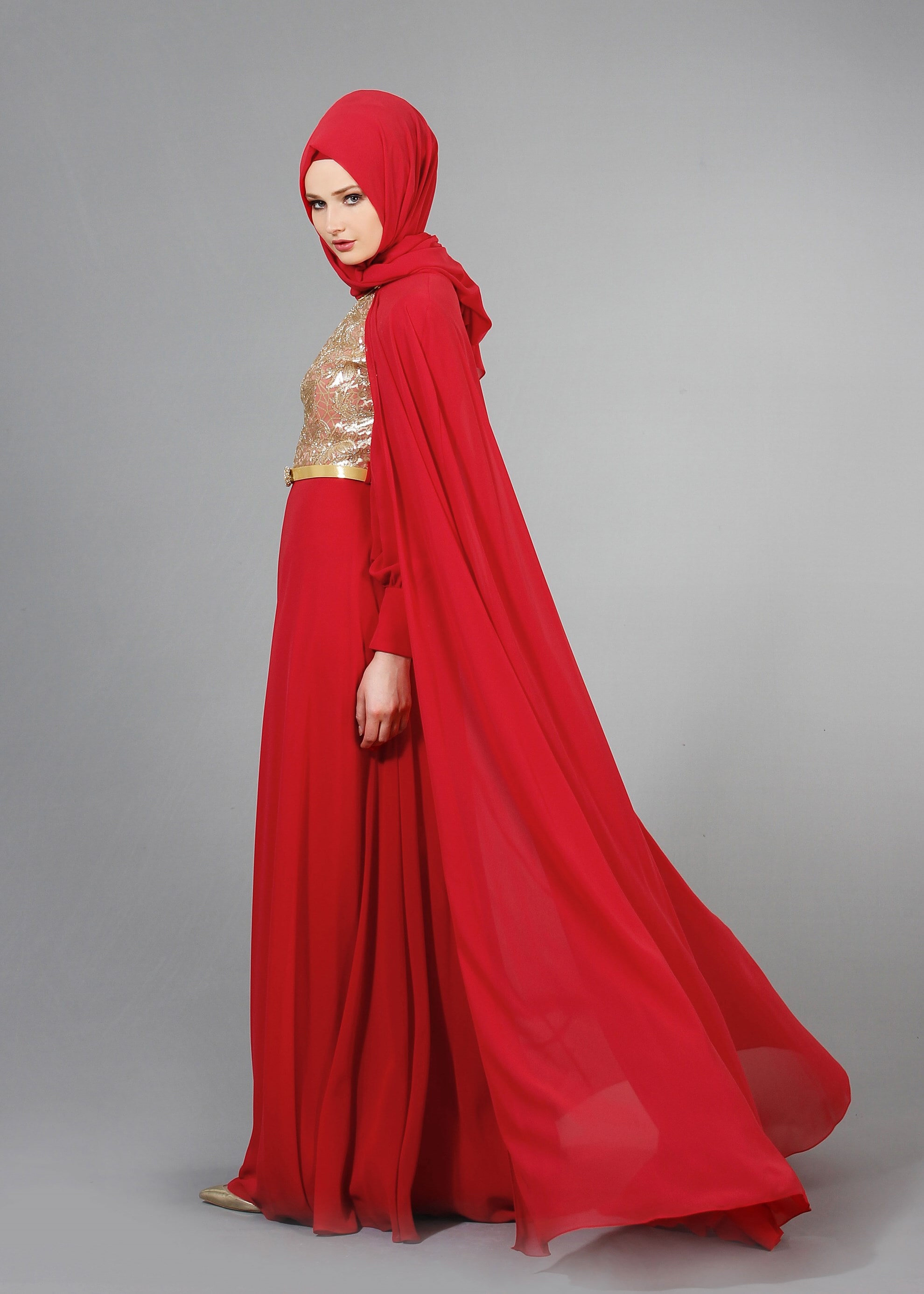 Tesettür giyim BORDO PUL PAYET İŞLEMELİ PELERİNLİ ŞİFON ABİYE ELBİSE 5177