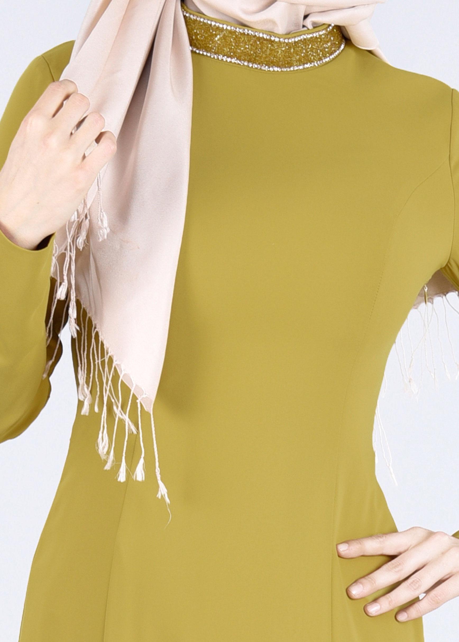 Tesettür giyim YEŞİL YAKASI TAŞ İŞLEMELİ ABİYE ELBİSE 5182