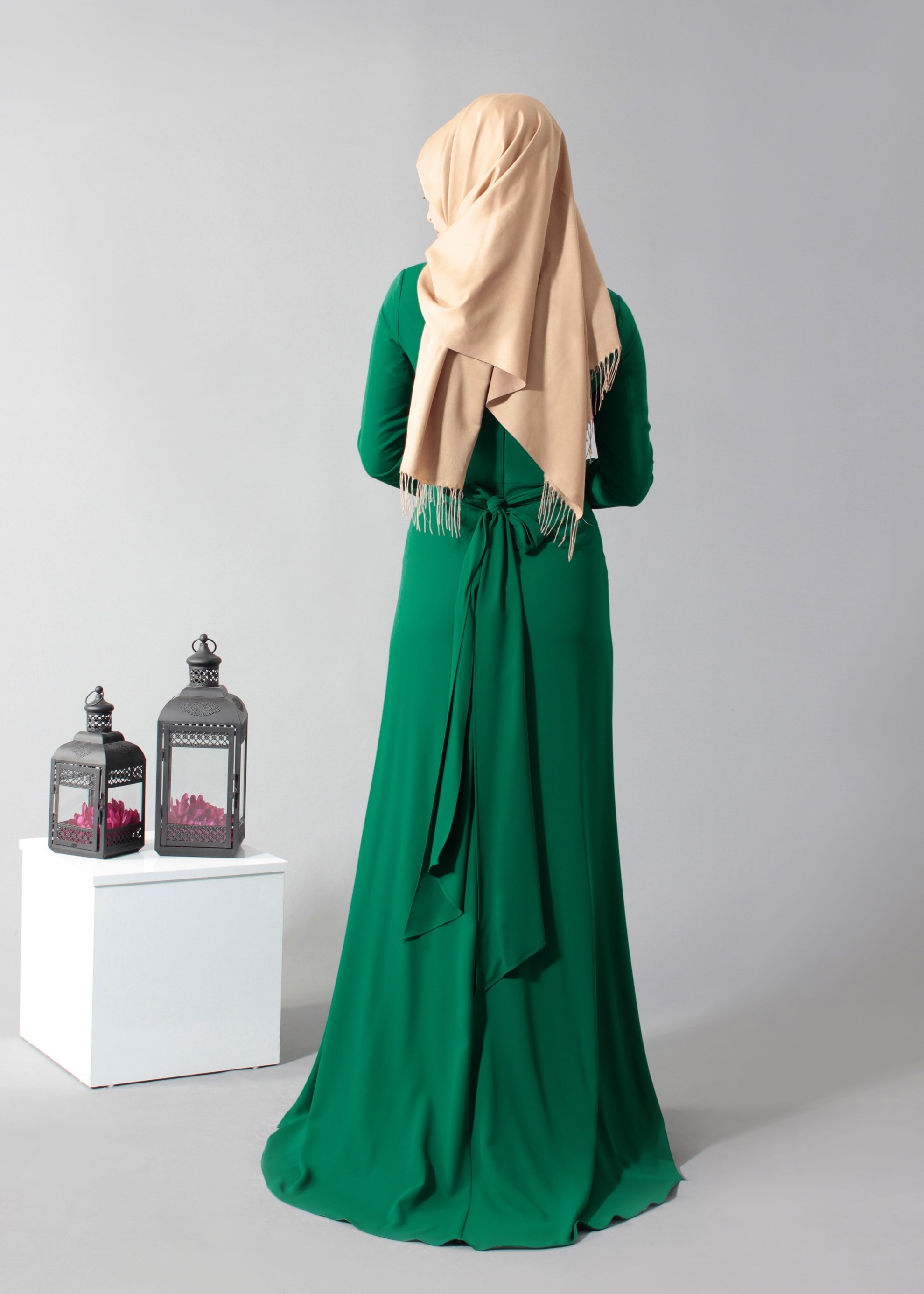 Tesettür giyim YEŞİL TAŞ İŞLEME DETAYLI ABİYE ELBİSE 5183