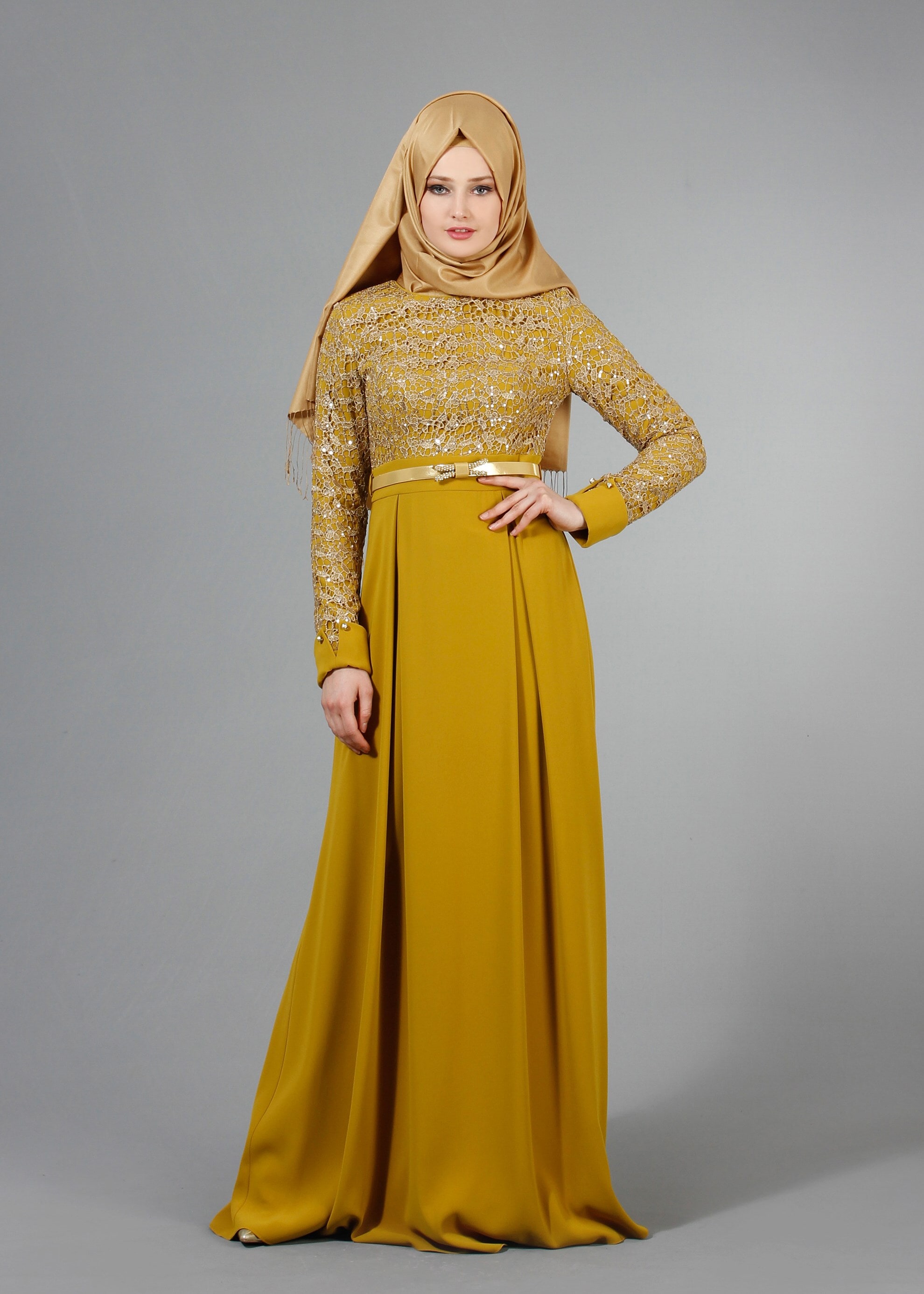 Tesettür giyim YEŞİL İŞLEMELİ BONCUK DETAYLI ABİYE ELBİSE 5188