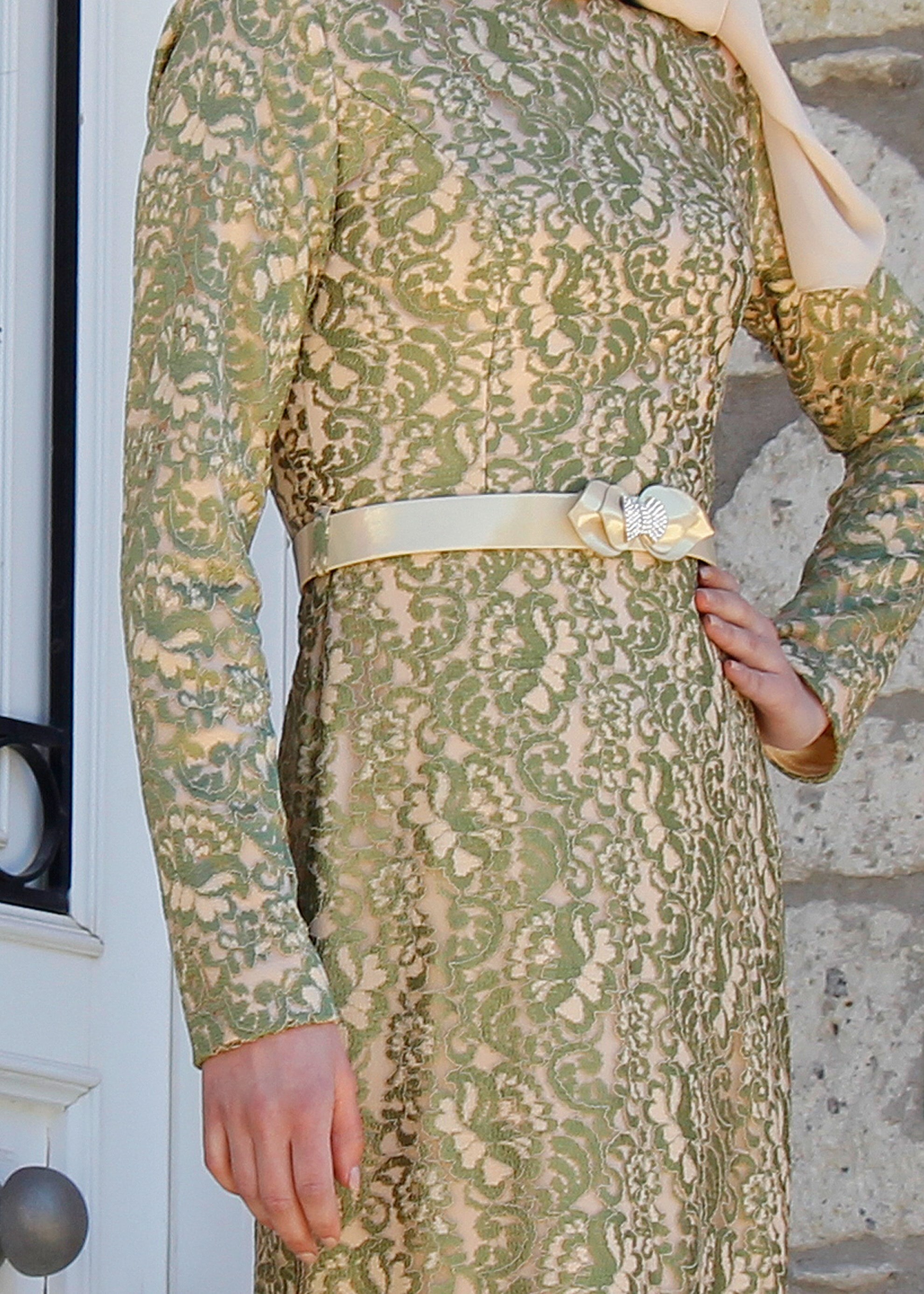 Tesettür giyim YEŞİL İŞLEMELİ TAŞ DETAYLI ABİYE ELBİSE 5203