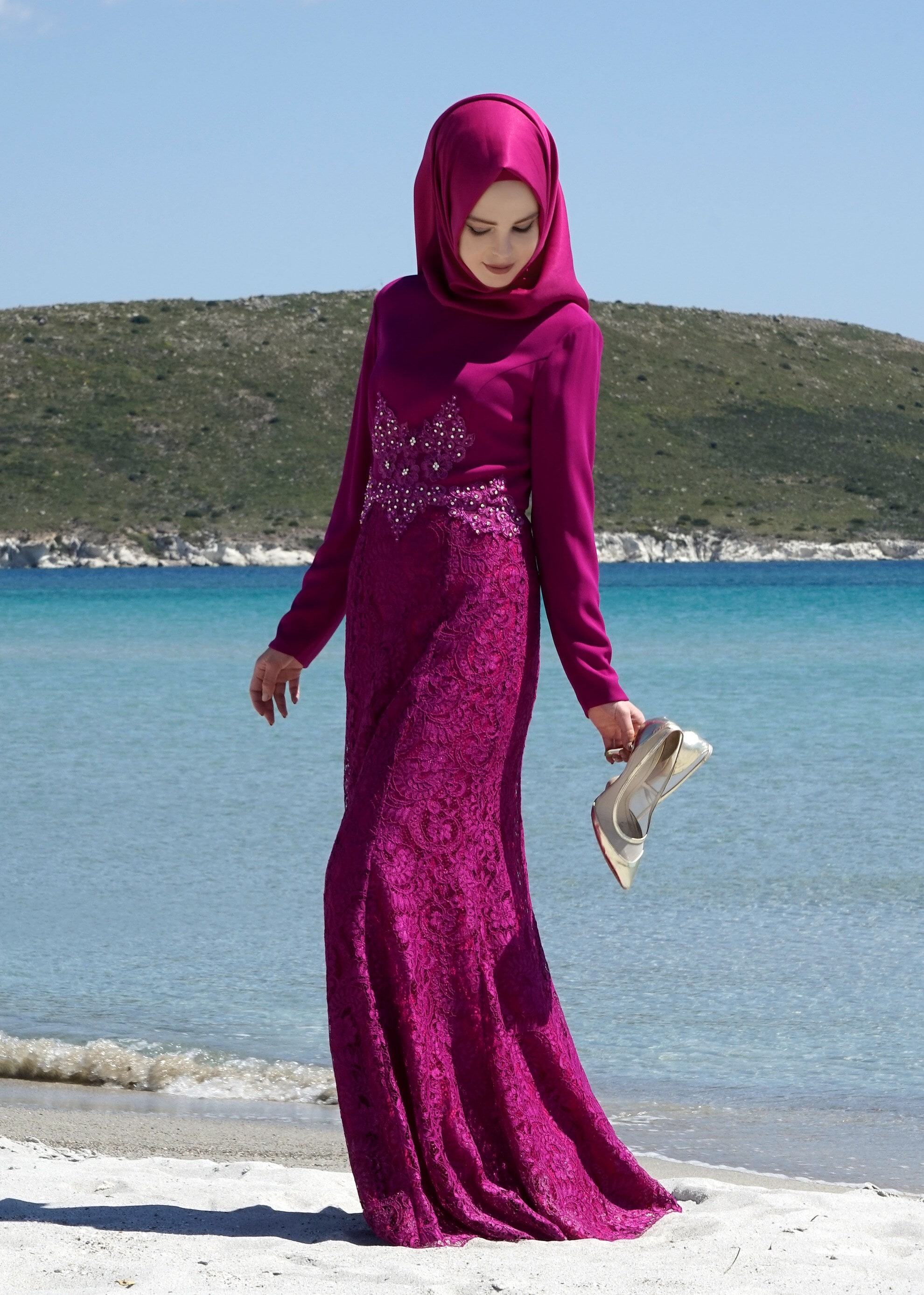 Tesettür giyim MOR İŞLEMELİ TAŞ DETAYLI KREP ABİYE ELBİSE 5204