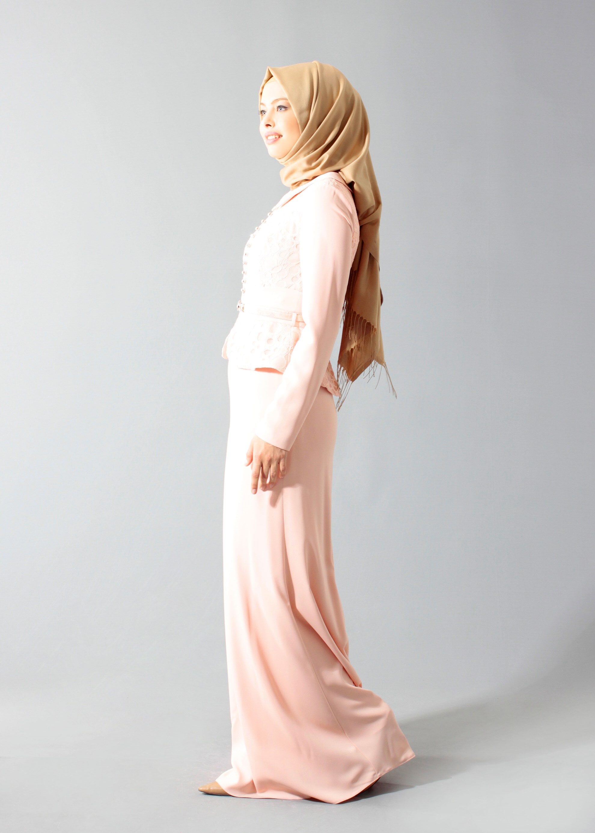 Tesettür giyim PUDRA TAŞ DETAYLI GÖMLEK YAKA ABİYE ELBİSE 5206