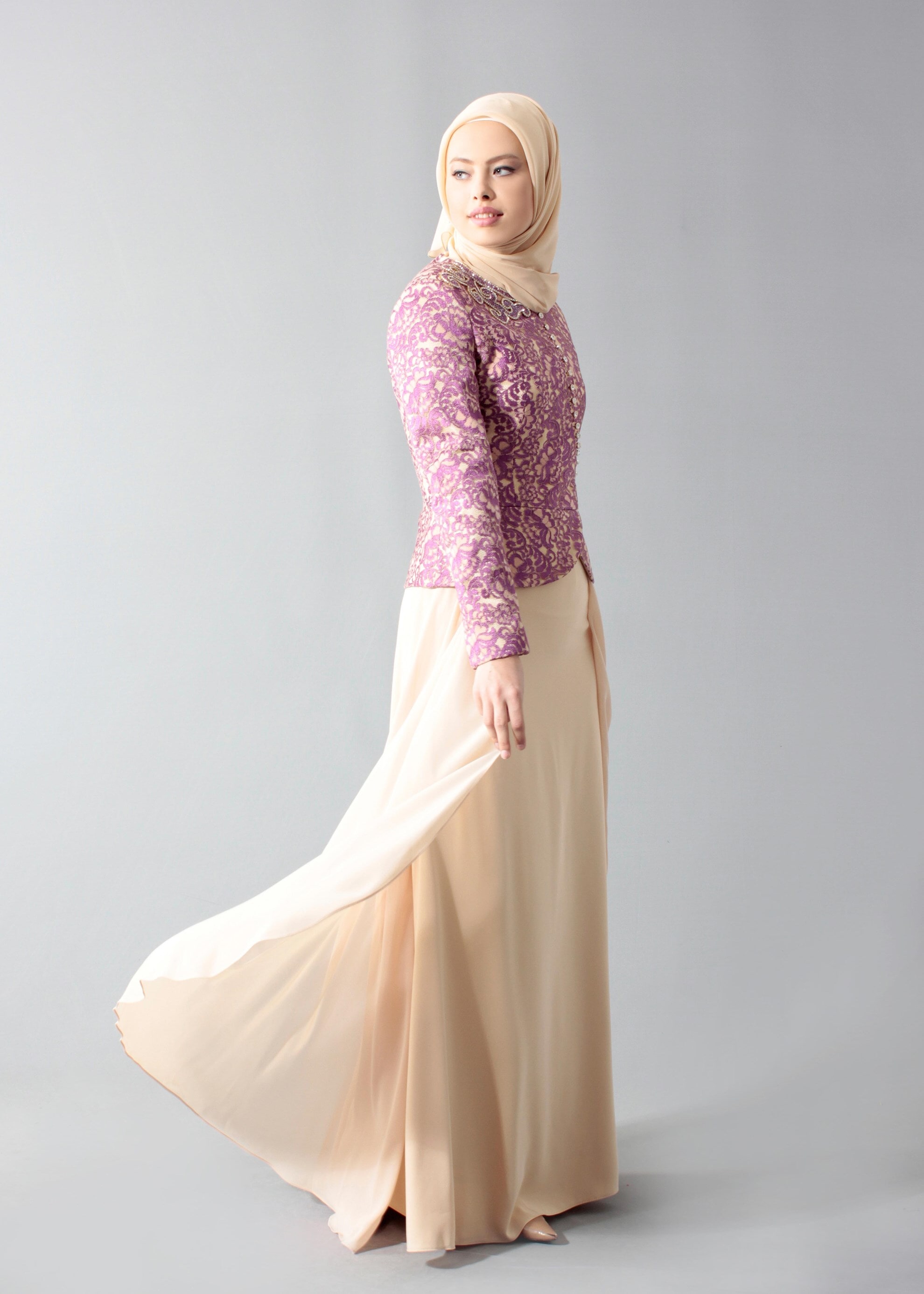 Tesettür giyim MOR İŞLEMELİ TAŞ DETAYLI İKİLİ ETEKLİ ABİYE TAKIM 5207
