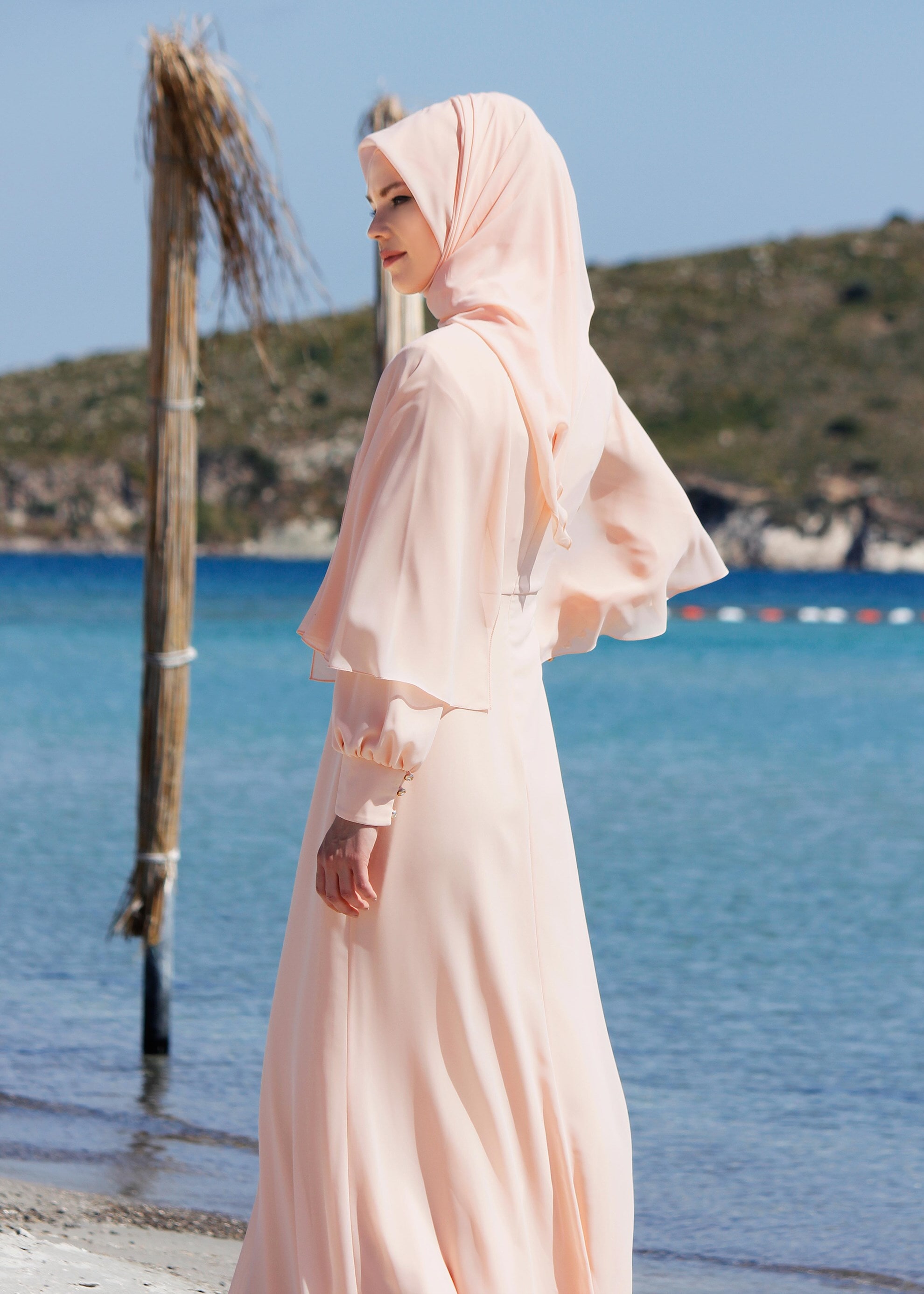 Tesettür giyim PEMBE TAŞ İŞLEMELİ ŞİFON ABİYE ELBİSE 5214