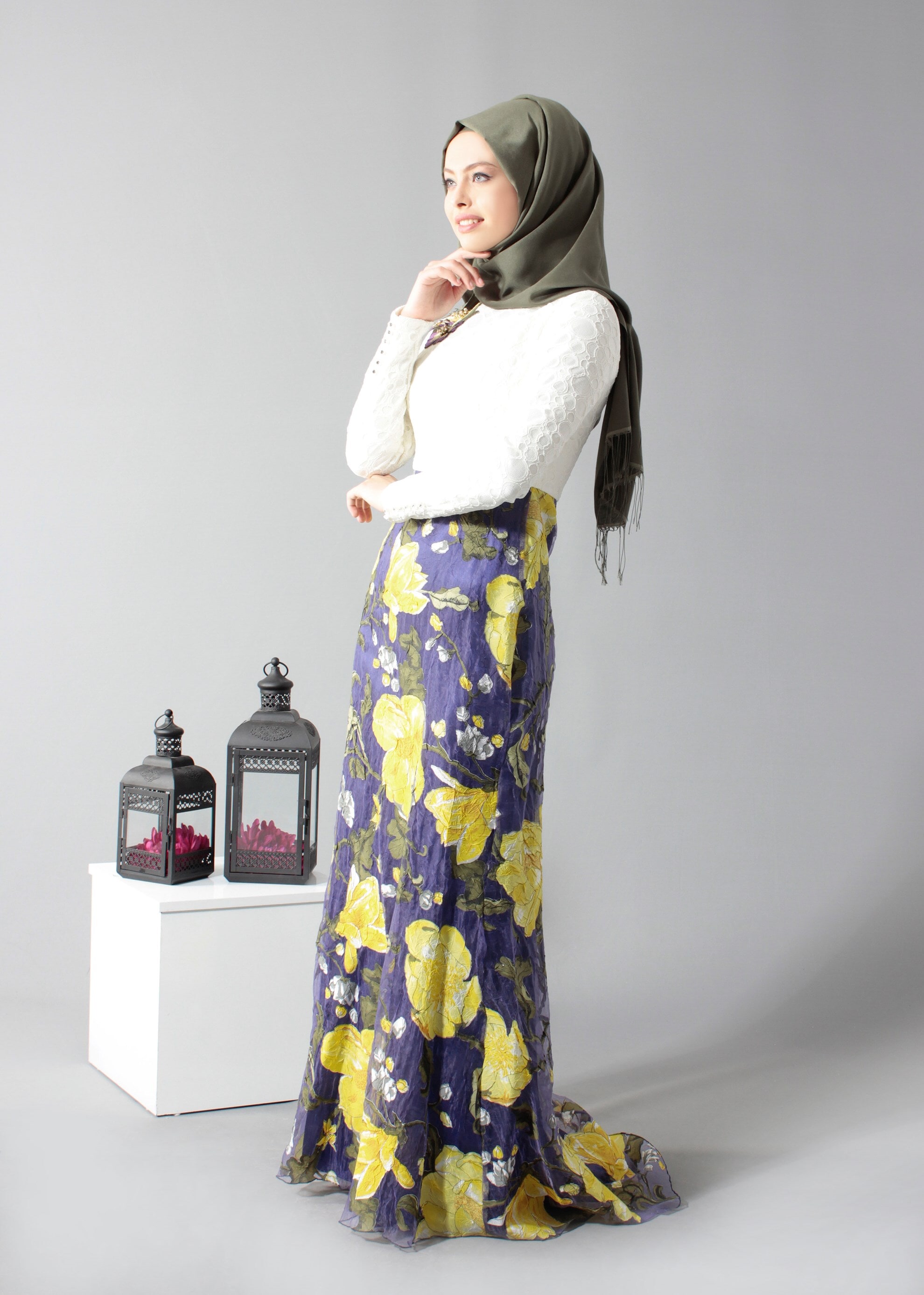 Tesettür giyim SARI ÇİÇEK DESENLİ BİSİKLET YAKA ABİYE ELBİSE 5225