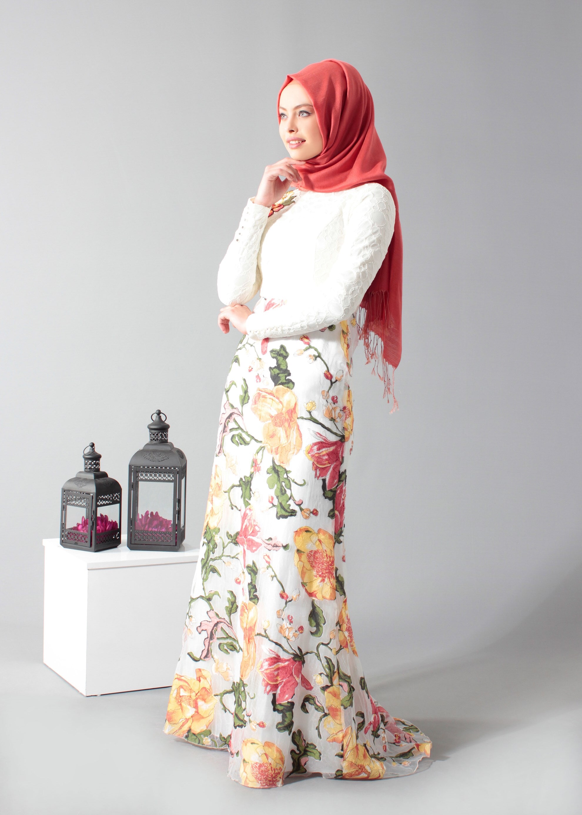 Tesettür giyim TURUNCU ÇİÇEK DESENLİ BİSİKLET YAKA ABİYE ELBİSE 5225