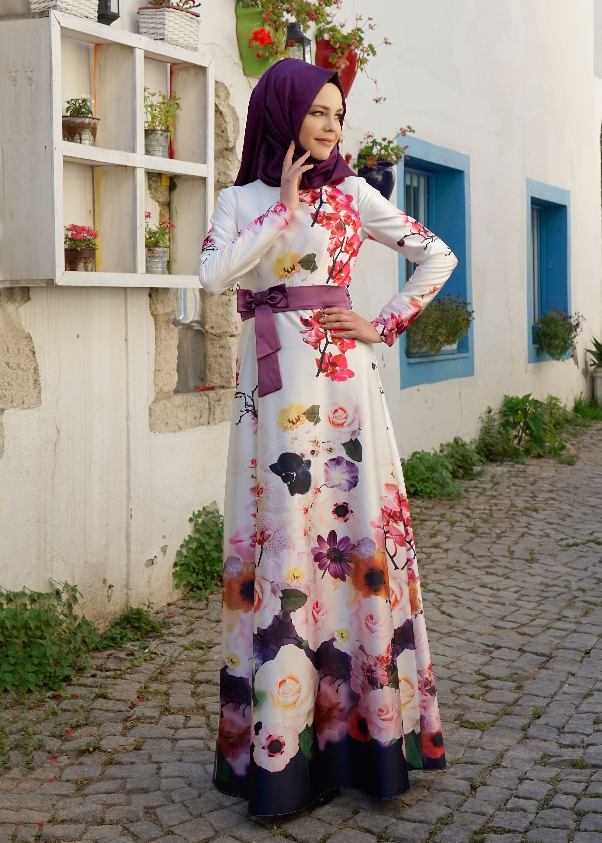 Tesettür giyim MOR ÇİÇEK DESENLİ SATEN ABİYE ELBİSE 5227