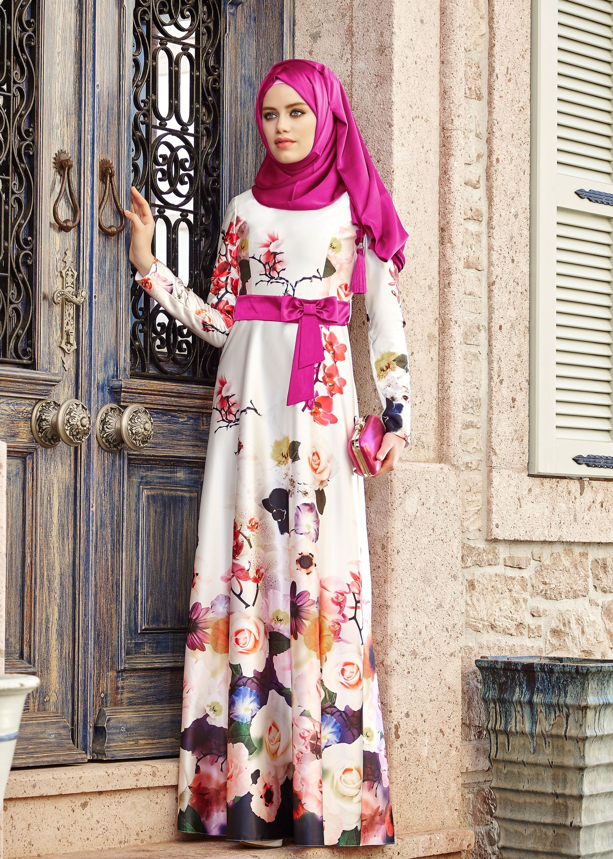 Tesettür giyim FUŞYA ÇİÇEK DESENLİ SATEN ABİYE ELBİSE 5227