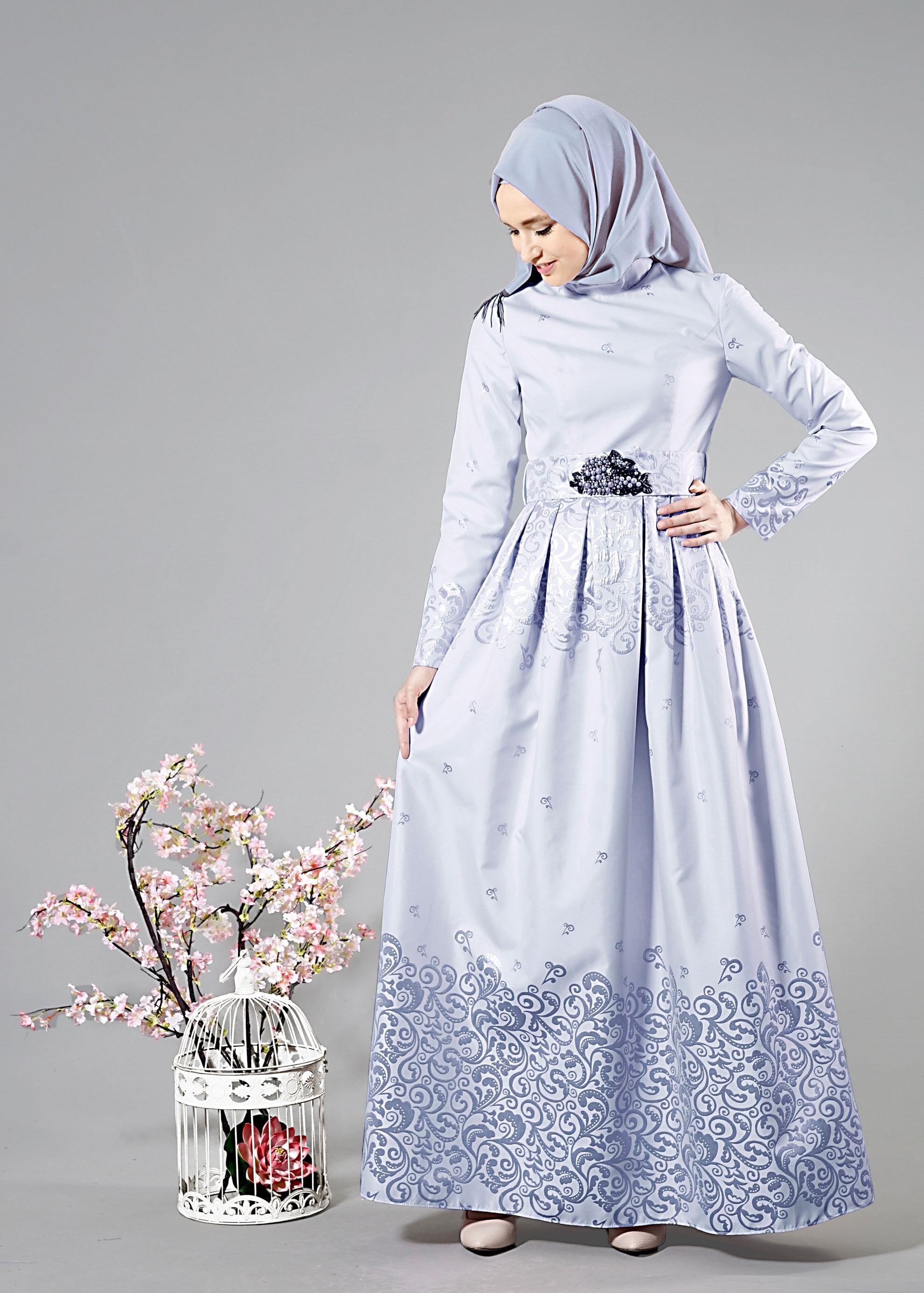 Tesettür giyim MAVİ DESENLİ ABİYE ELBİSE 5228