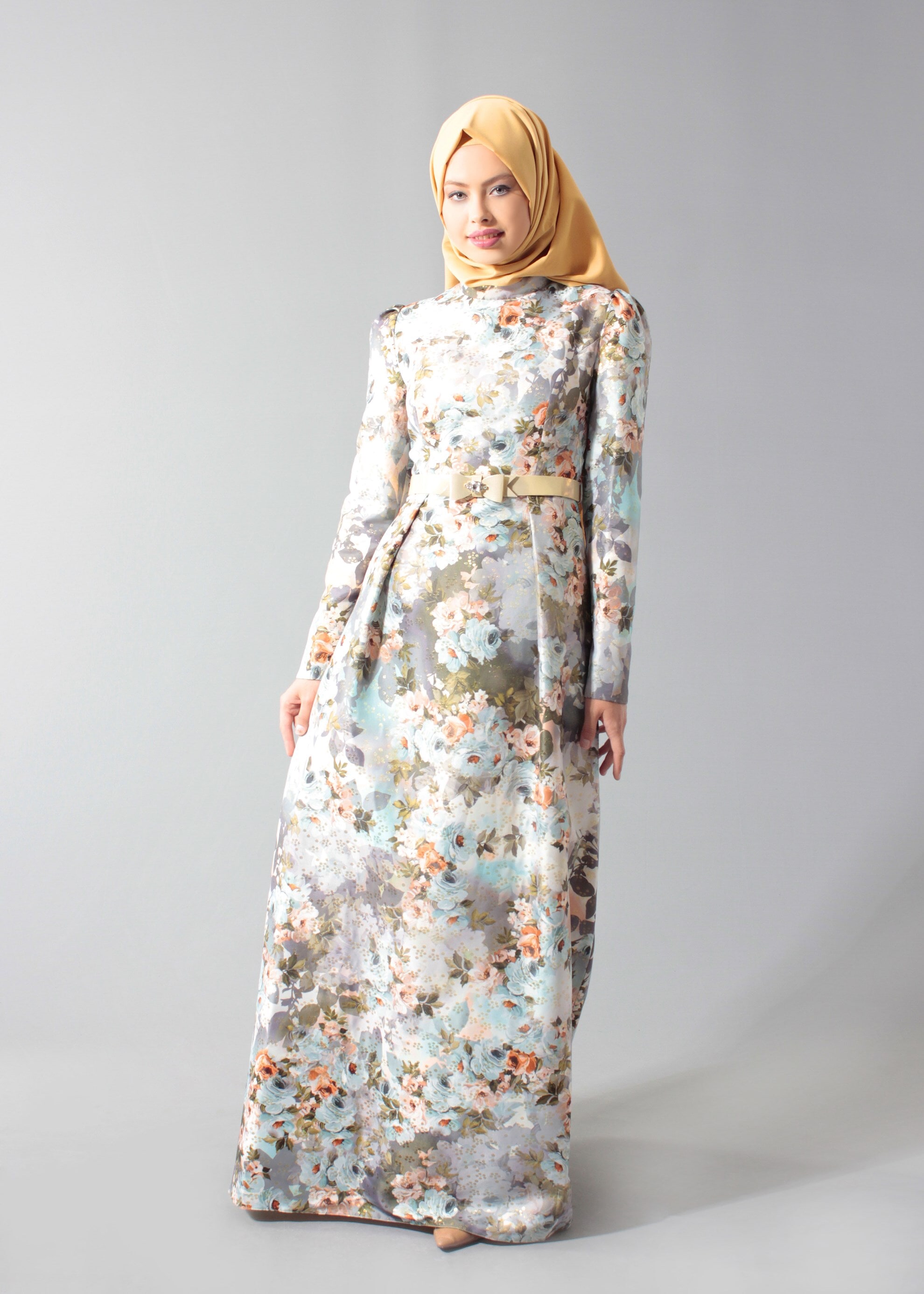 Tesettür giyim MAVİ ÇİÇEK DESENLİ KEMERLİ ABİYE ELBİSE 5234 