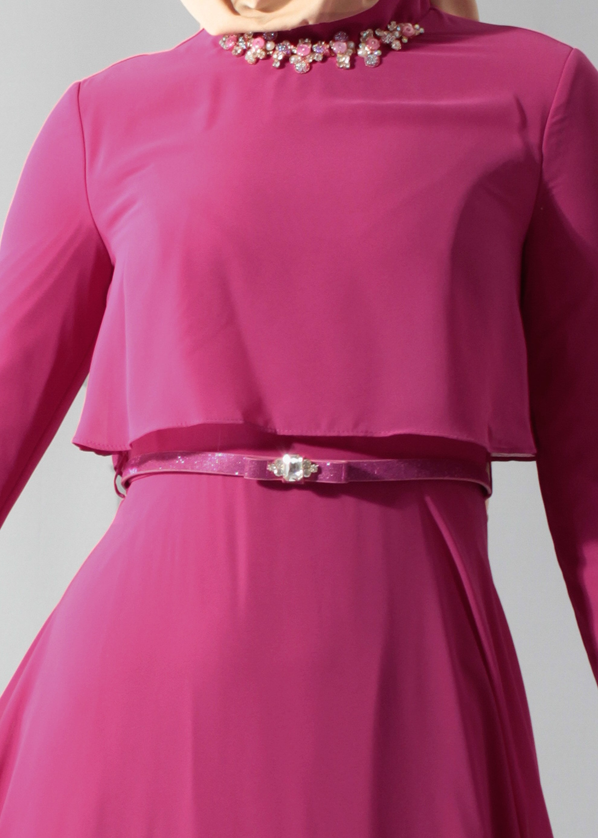 Tesettür giyim MOR TAŞ İŞLEME DETAYLI ŞİFON ABİYE ELBİSE 5240 