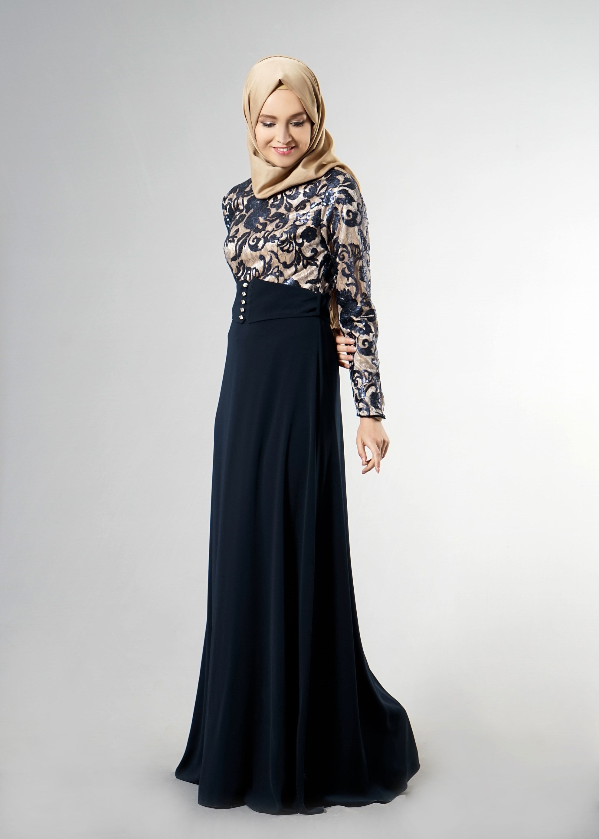 Tesettür giyim LACİVERT DESENLİ ABİYE ELBİSE 5241