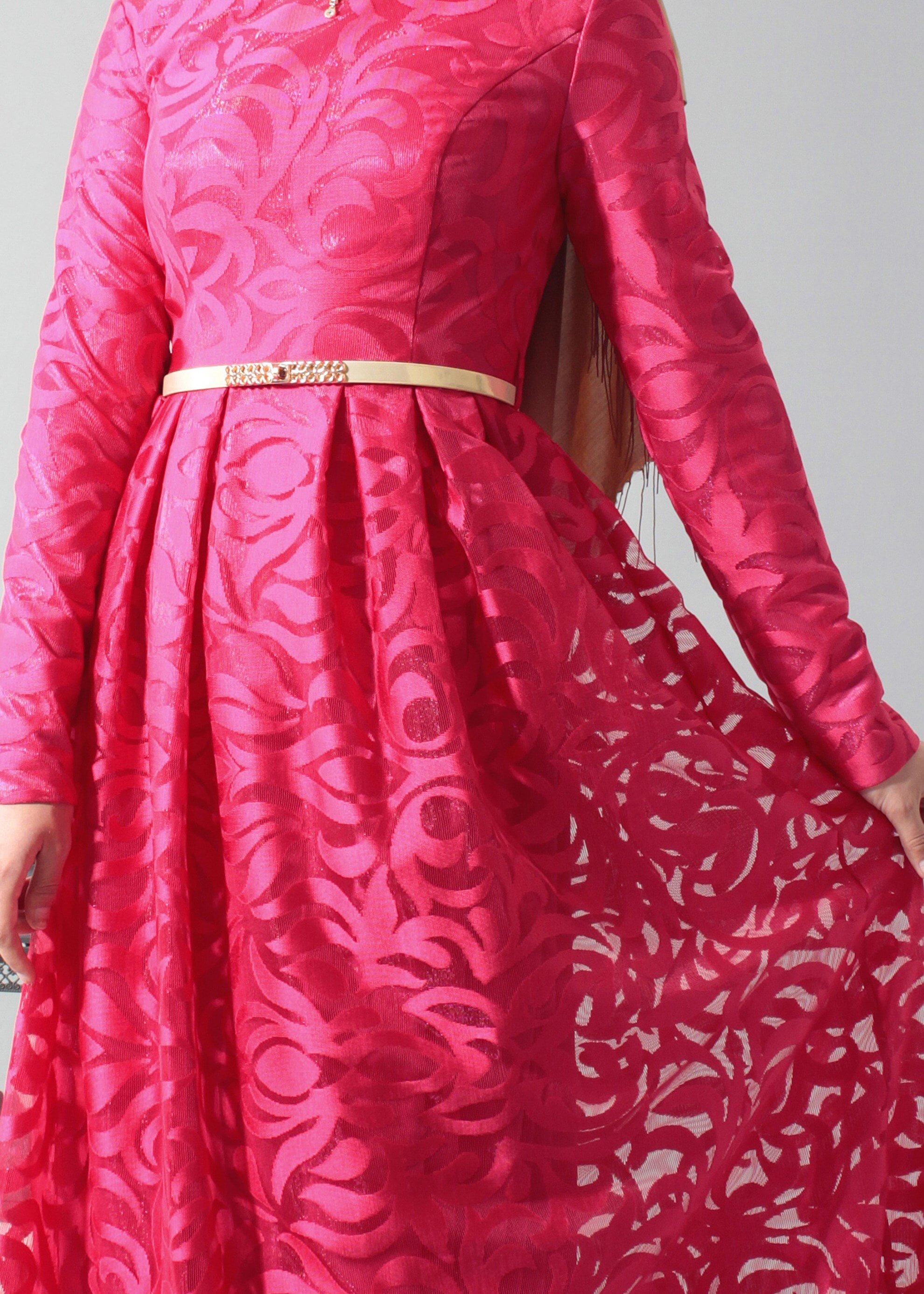 Tesettür giyim FUŞYA DESENLİ PİLİSELİ ABİYE ELBİSE 5254