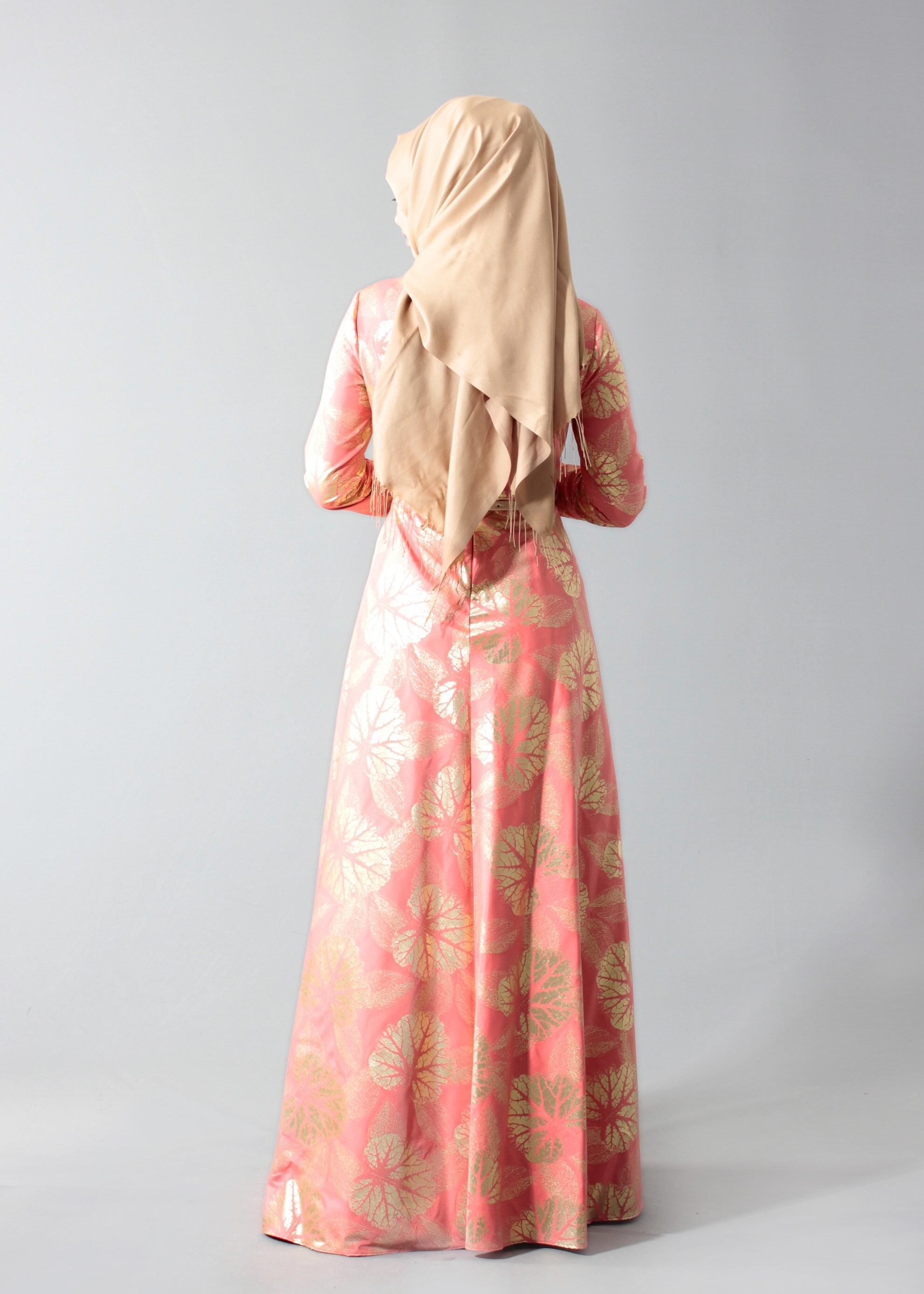 Tesettür giyim MERCAN DESENLİ TAŞ DETAYLI ABİYE ELBİSE 5284