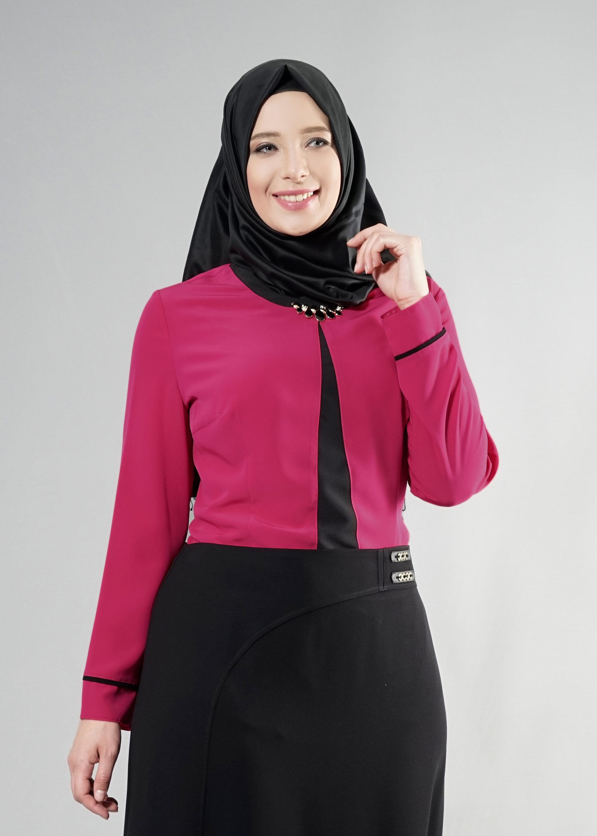 Vêtements hijab FUCHSIA BLOUSE DÉTAIL COL BIJOUX 2556