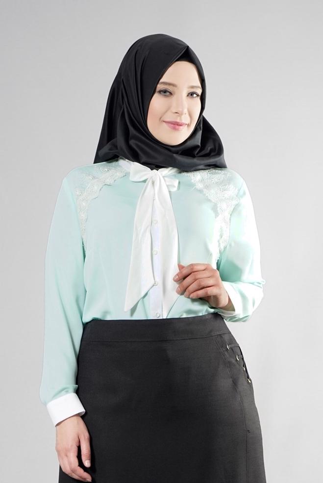 Vêtements hijab VERT BLOUSE BRODÉE DÉTAIL COL NOUÉ 2565 - ALVİNA