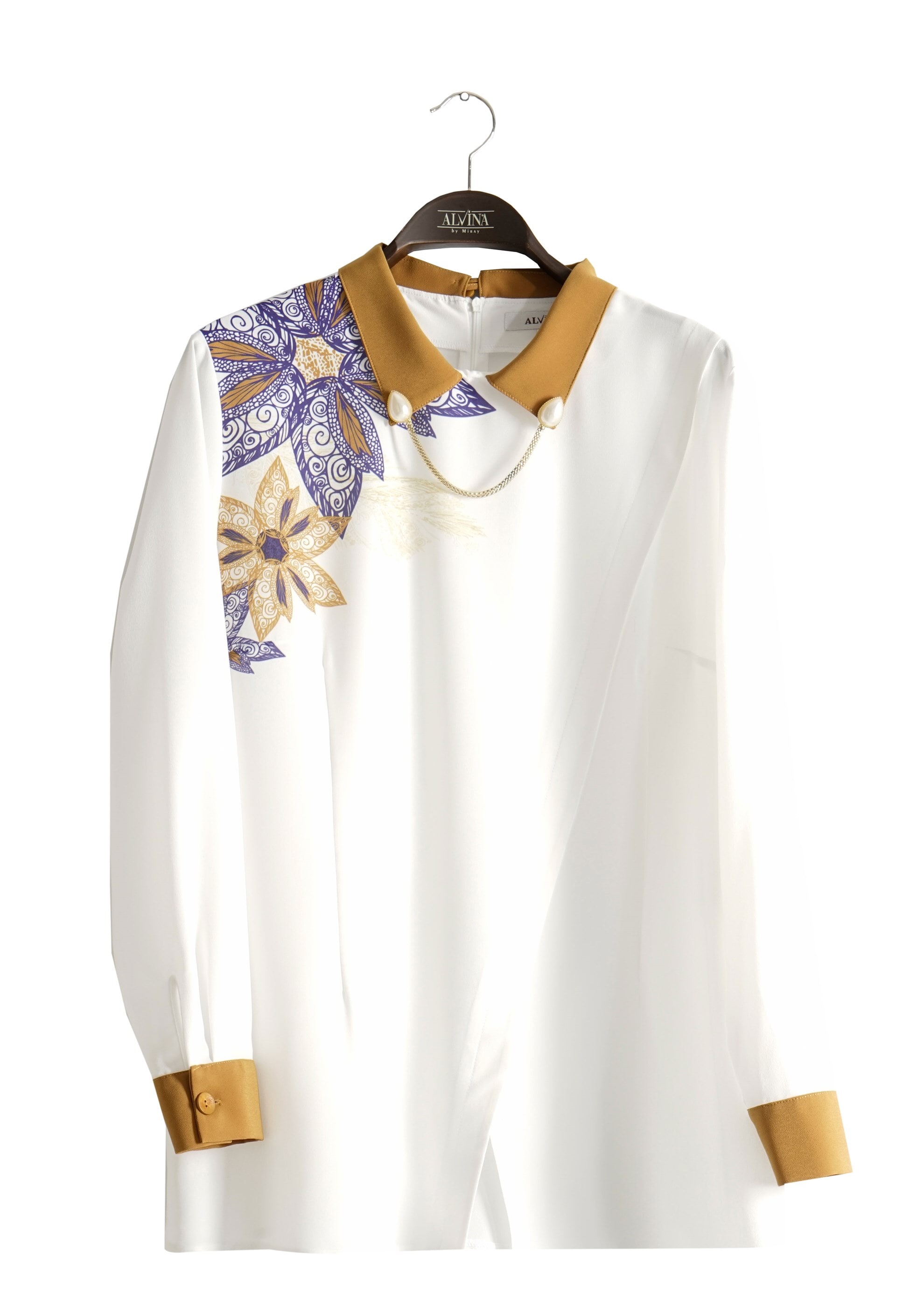 Tesettür giyim BEYAZ ÇİÇEK İŞLEME DESENLİ BLUZ 2570 