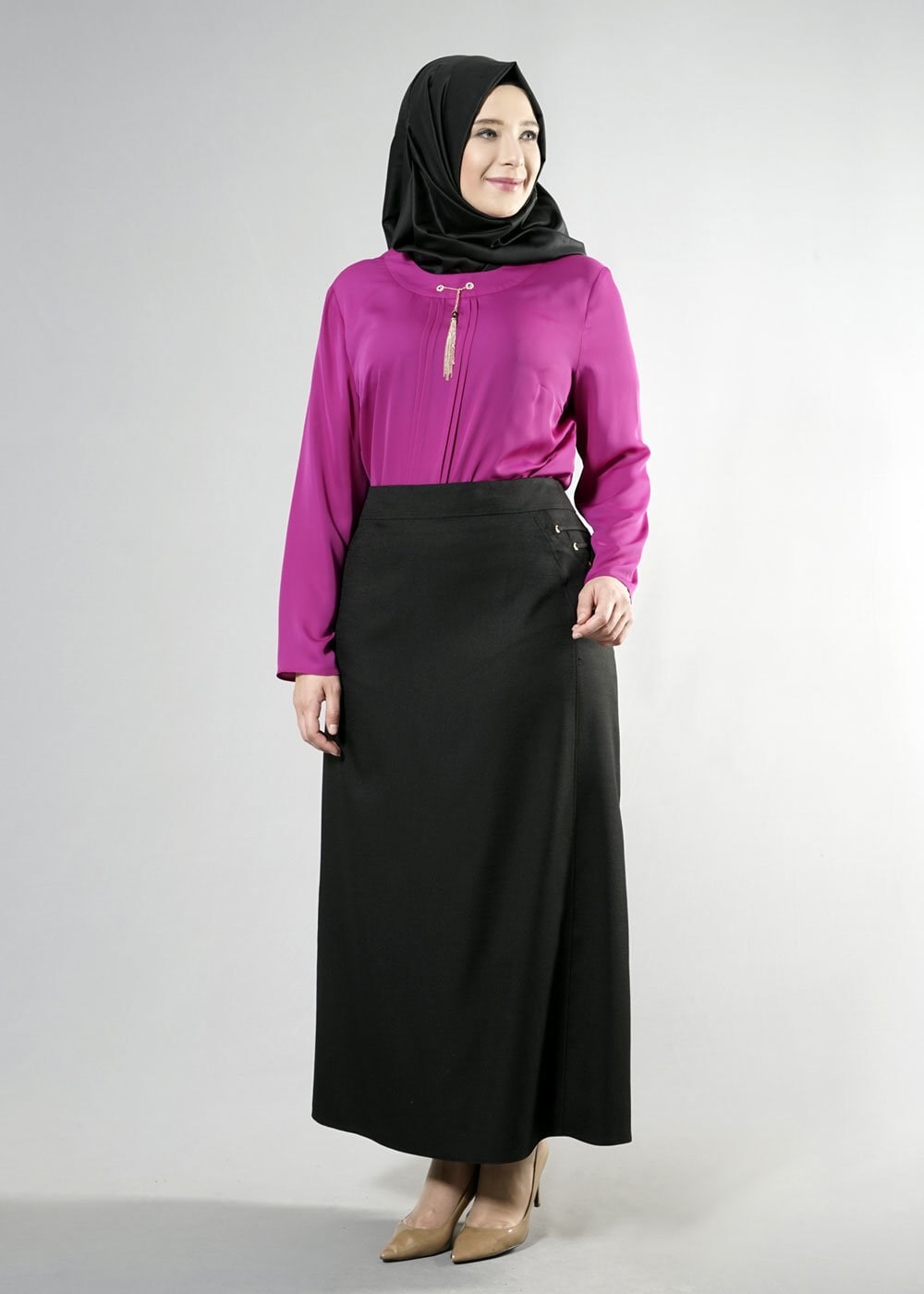 Tesettür giyim MOR YAKASI ZİNCİR BAĞLAMA DETAYLI BLUZ 2574