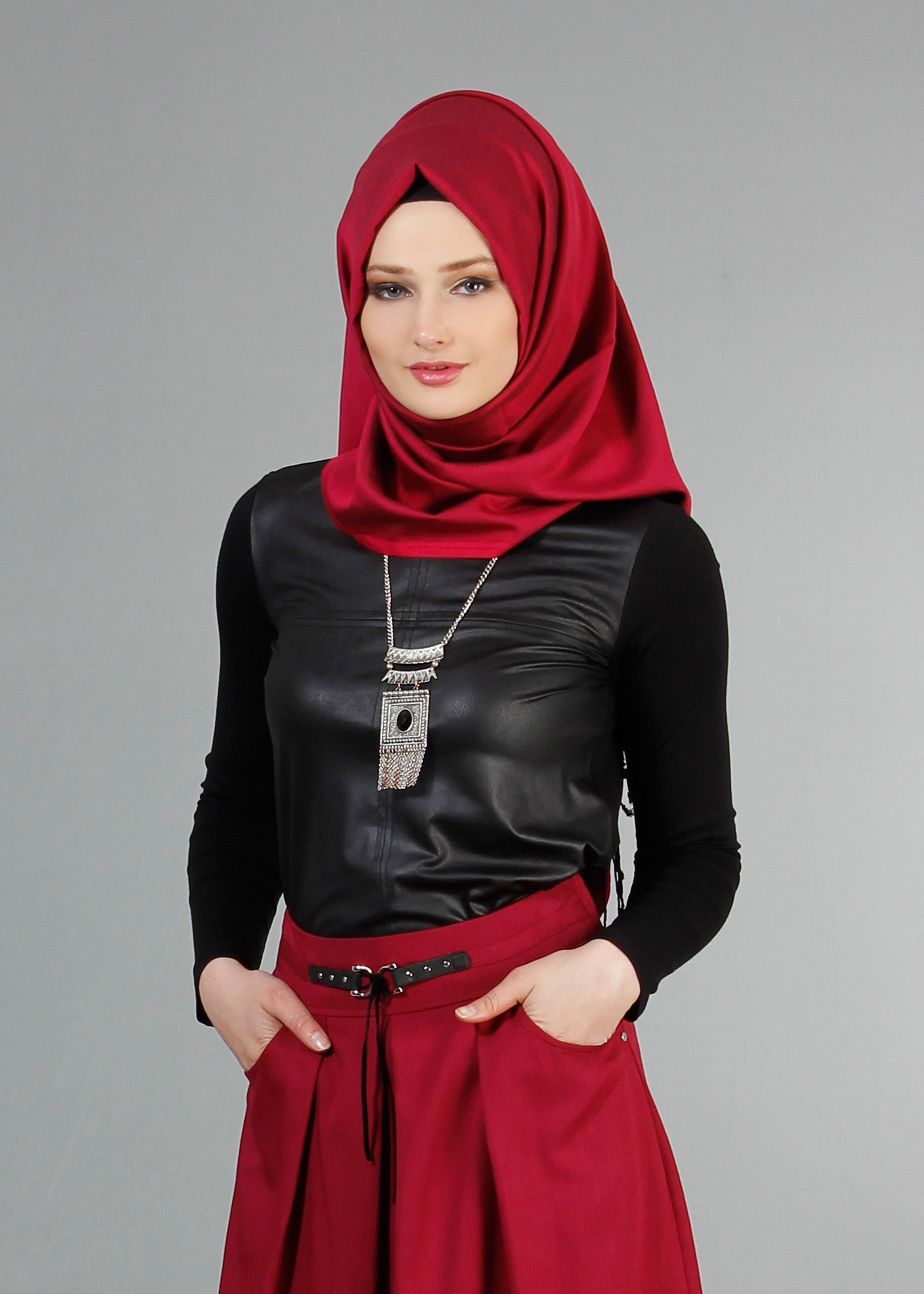 Tesettür giyim SİYAH 4206 New Viskon Lycra Tesettür Bluz 38/44