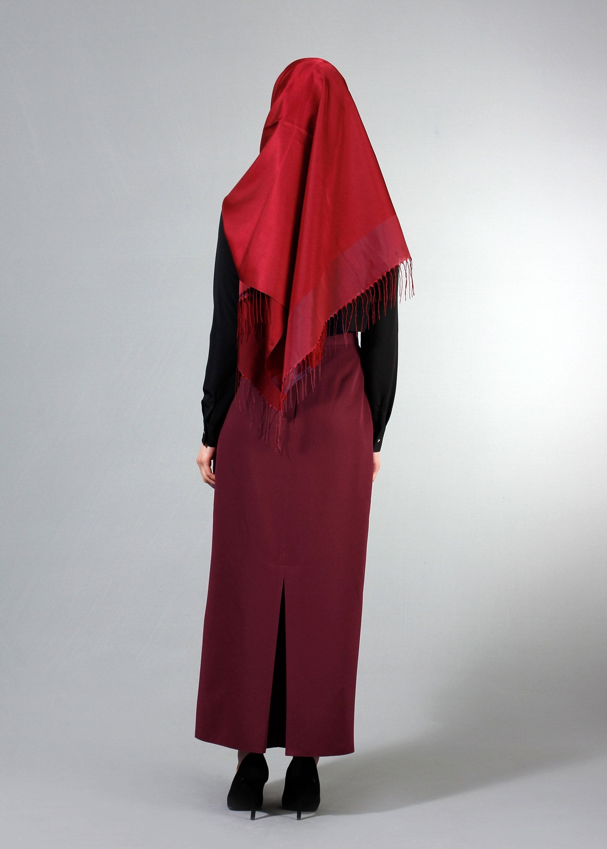 Tesettür giyim SİYAH BAĞLAMA DETAYLI BLUZ 4237