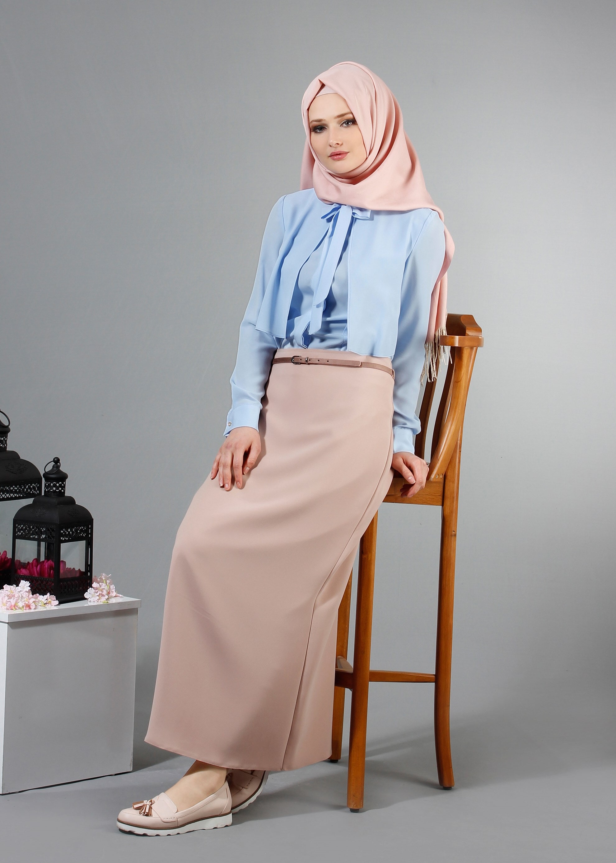 Tesettür giyim MAVİ BAĞLAMA DETAYLI BLUZ 4237