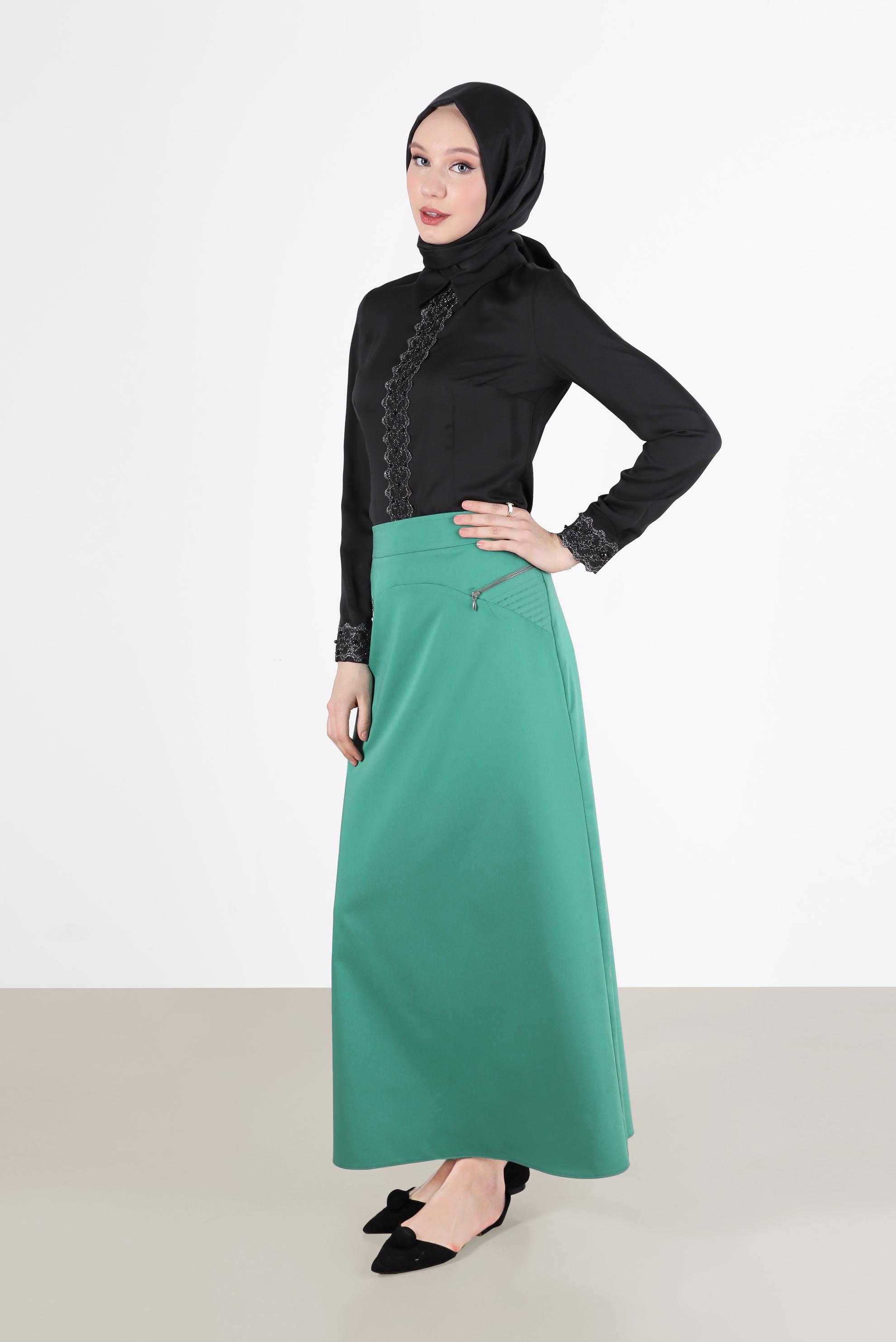 Tesettür giyim SİYAH İNCİLİ GÜPÜR DETAYLI BLUZ 4238