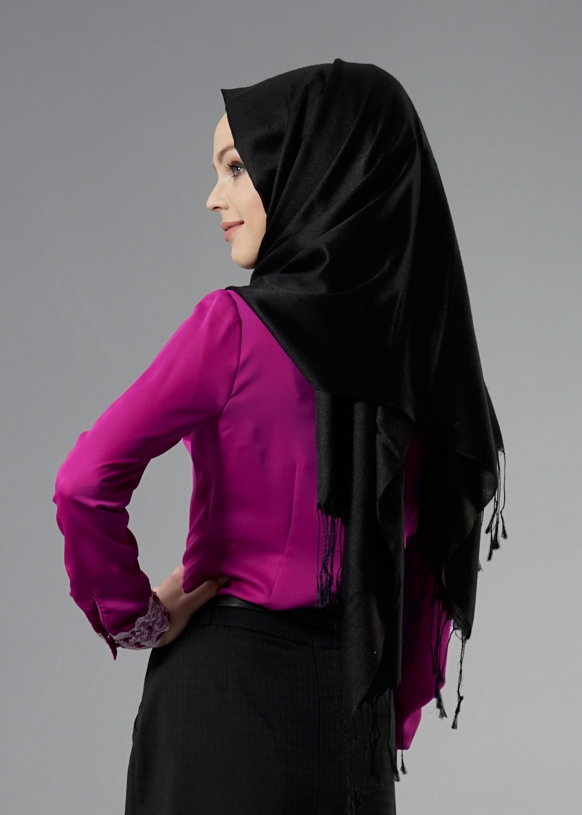 Tesettür giyim MOR İNCİLİ GÜPÜR DETAYLI BLUZ 4238