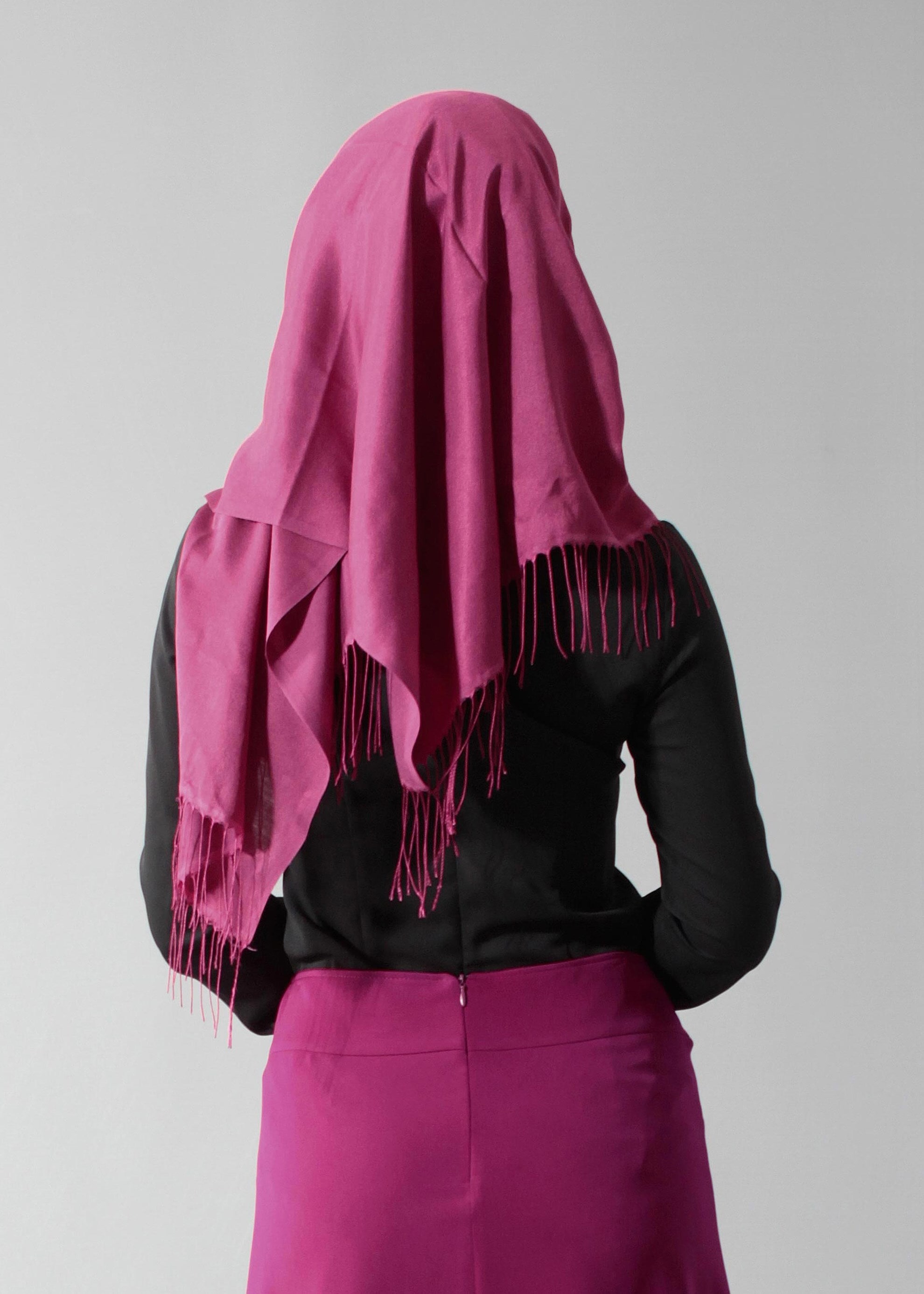 Tesettür giyim SİYAH MANŞETLERİ BAĞLAMALI GÖMLEK YAKA BLUZ 4346