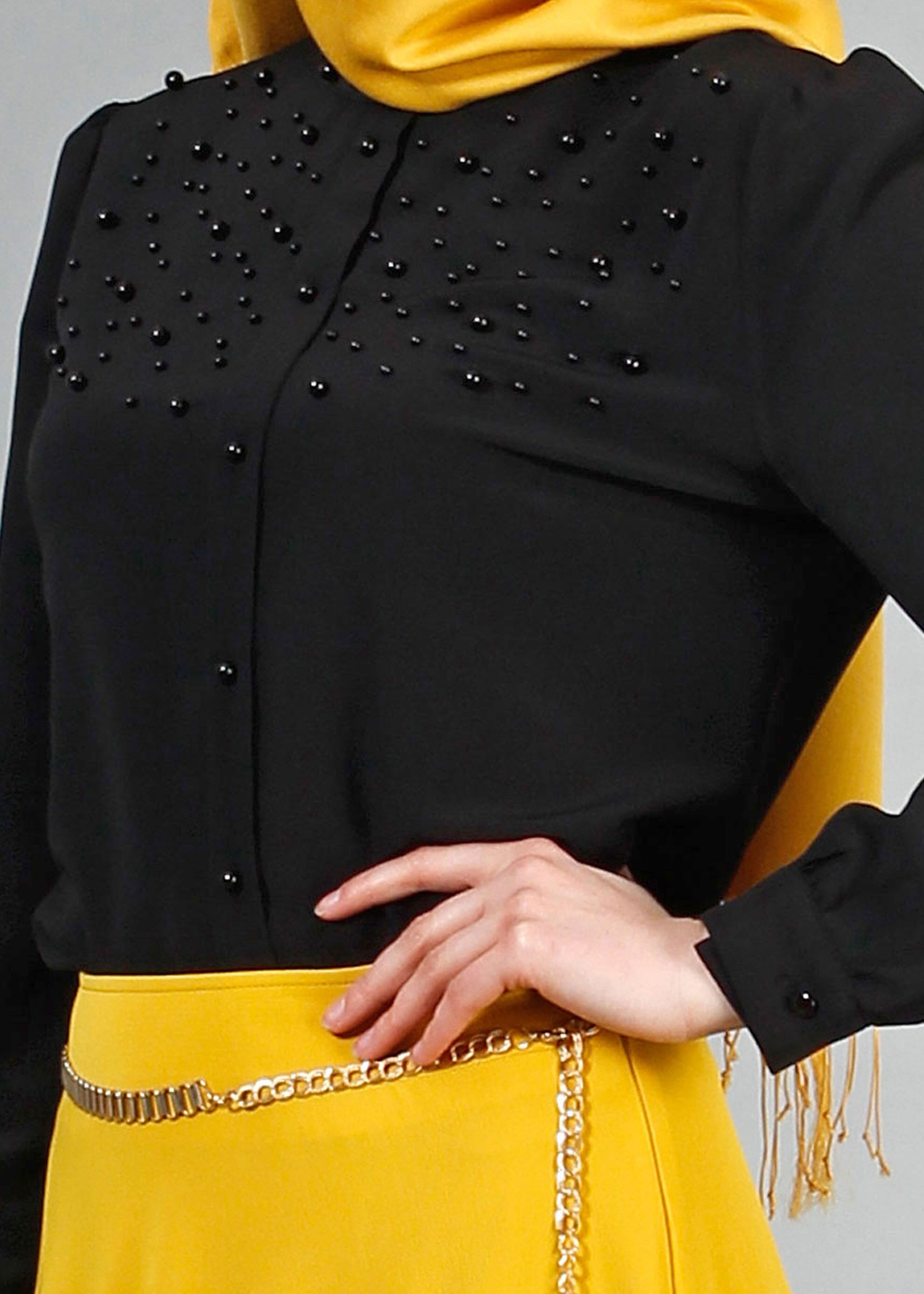 Tesettür giyim SİYAH İNCİ İŞLEME DETAYLI BLUZ 4411