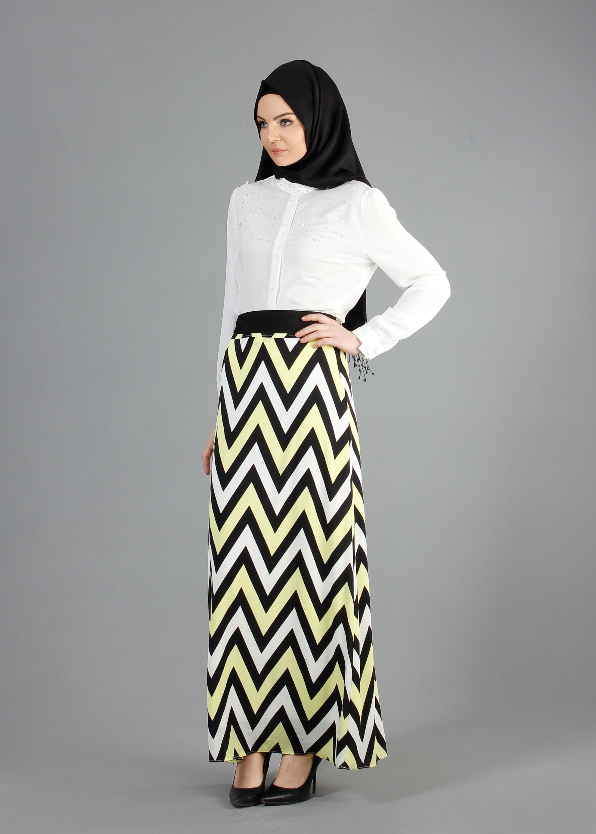 Tesettür giyim BEYAZ İNCİ İŞLEME DETAYLI BLUZ 4411