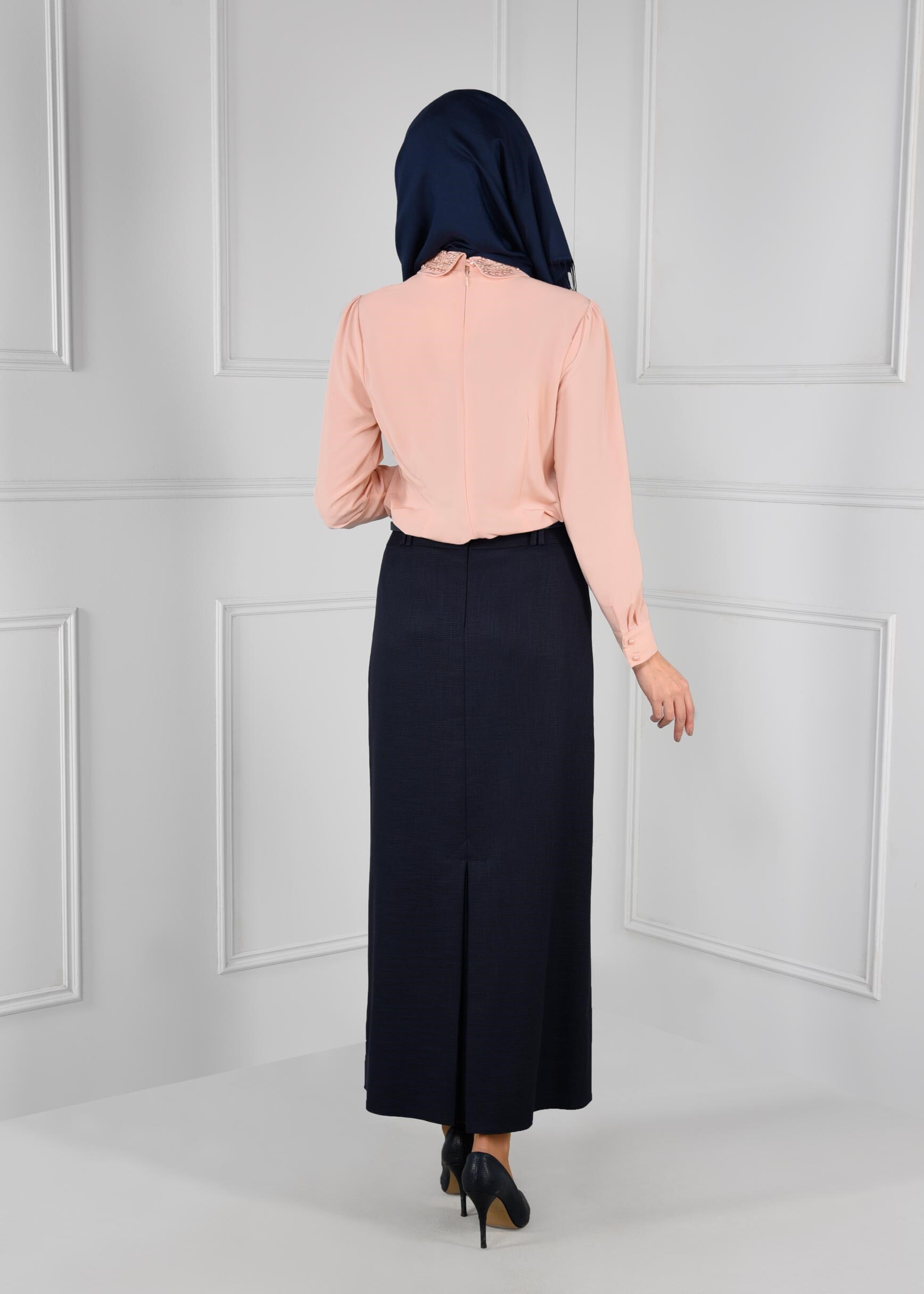 Tesettür giyim PUDRA İŞLEMELİ TAŞ DETAYLI BLUZ 4428