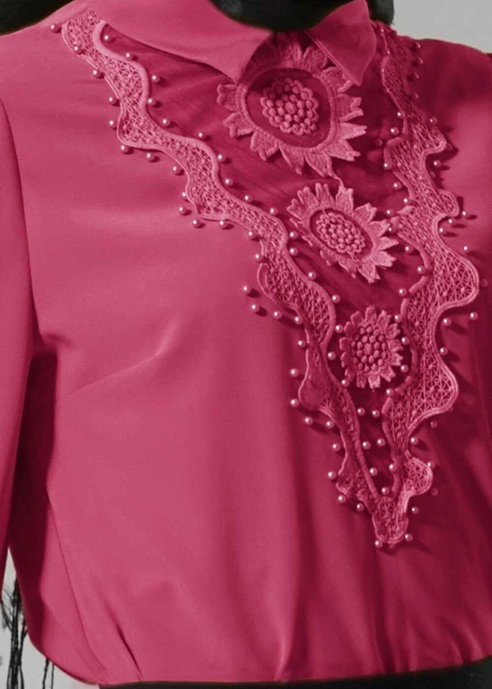 Tesettür giyim FUŞYA NAKIŞ İŞLEMELİ İNCİ DETAYLI BLUZ 4431