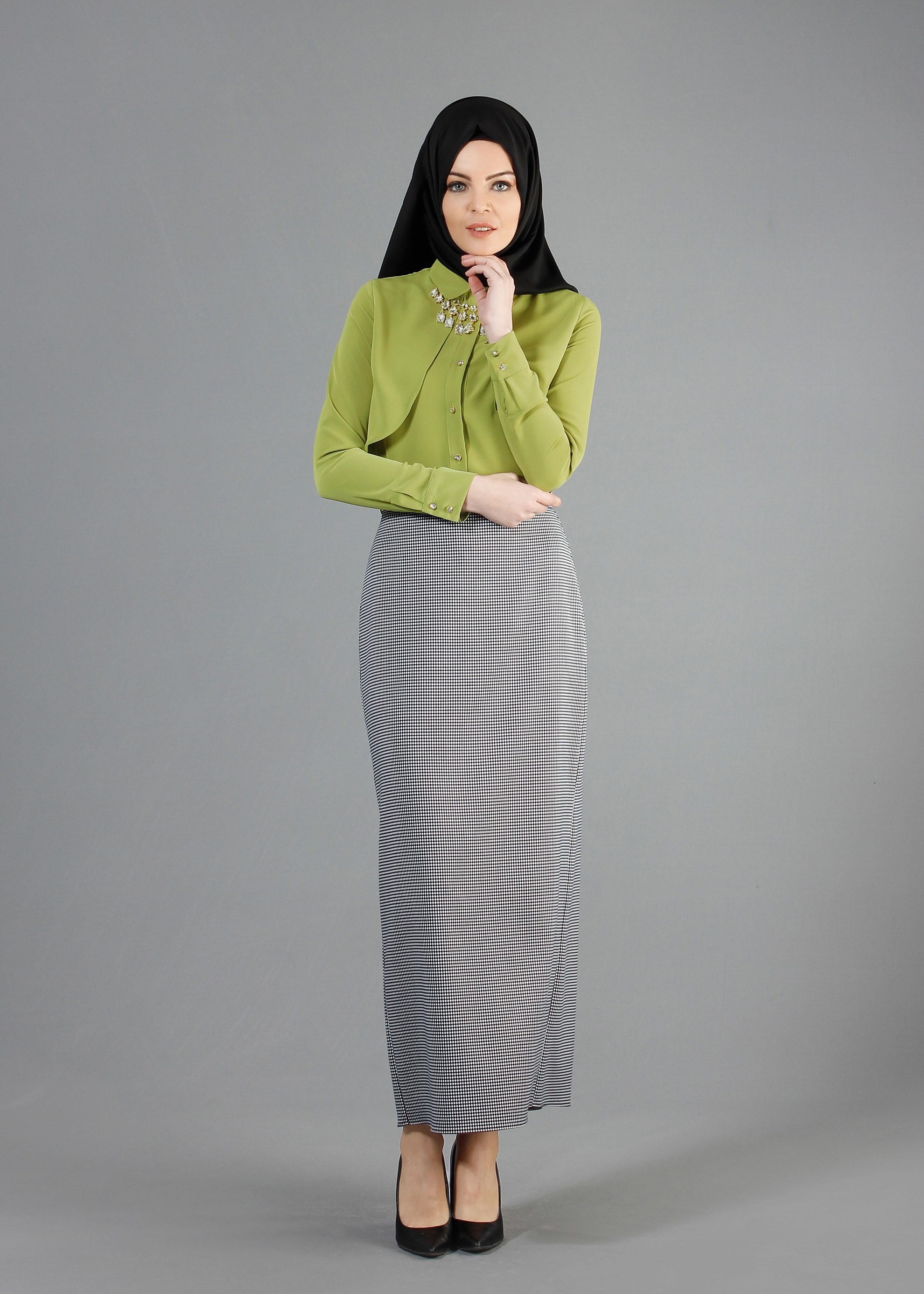 Tesettür giyim HAKİ TAŞ DÜĞMELİ BLUZ 4435