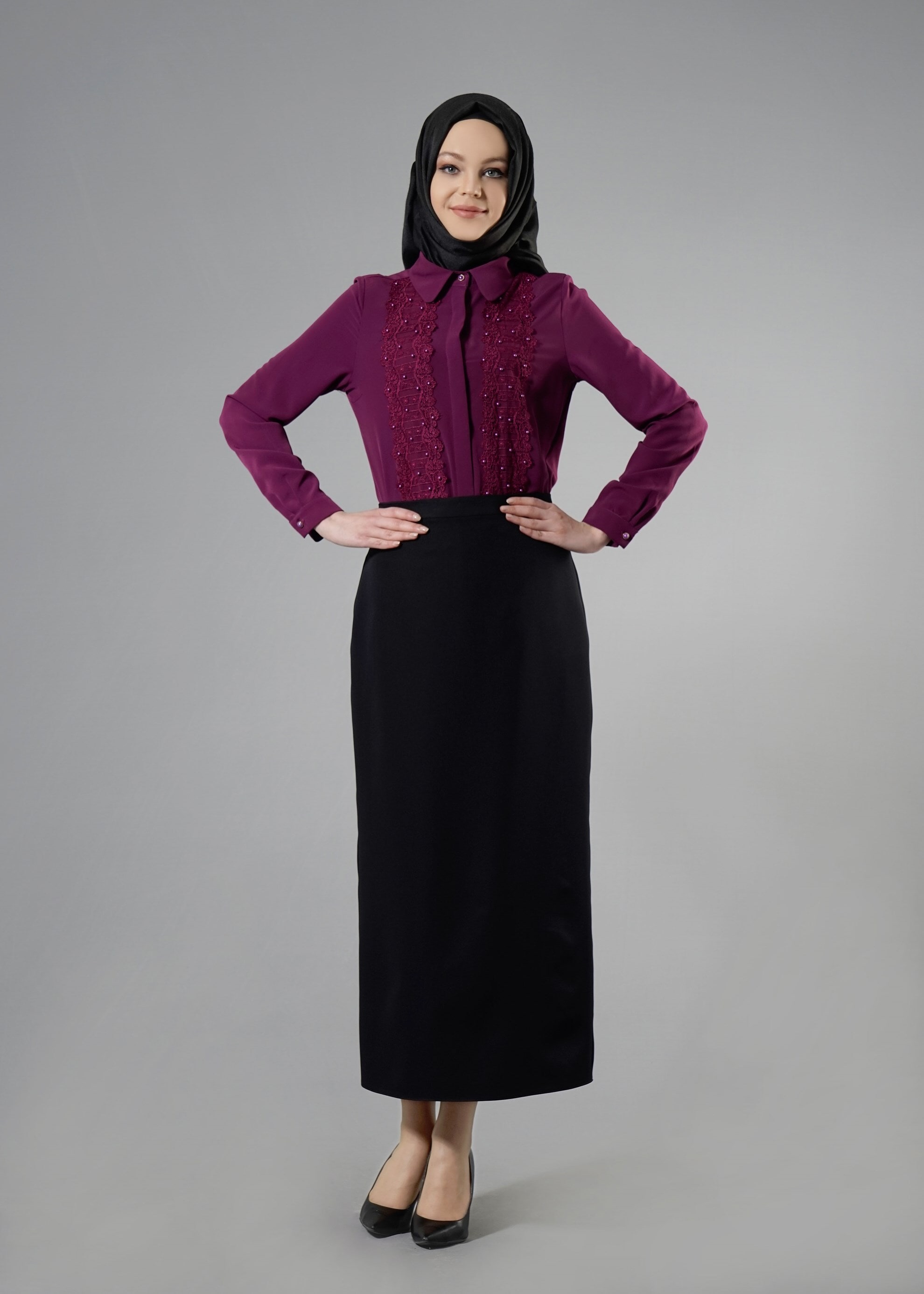 Tesettür giyim BORDO NAKIŞ İŞLEMELİ İNCİ DETAYLI BLUZ 4438 