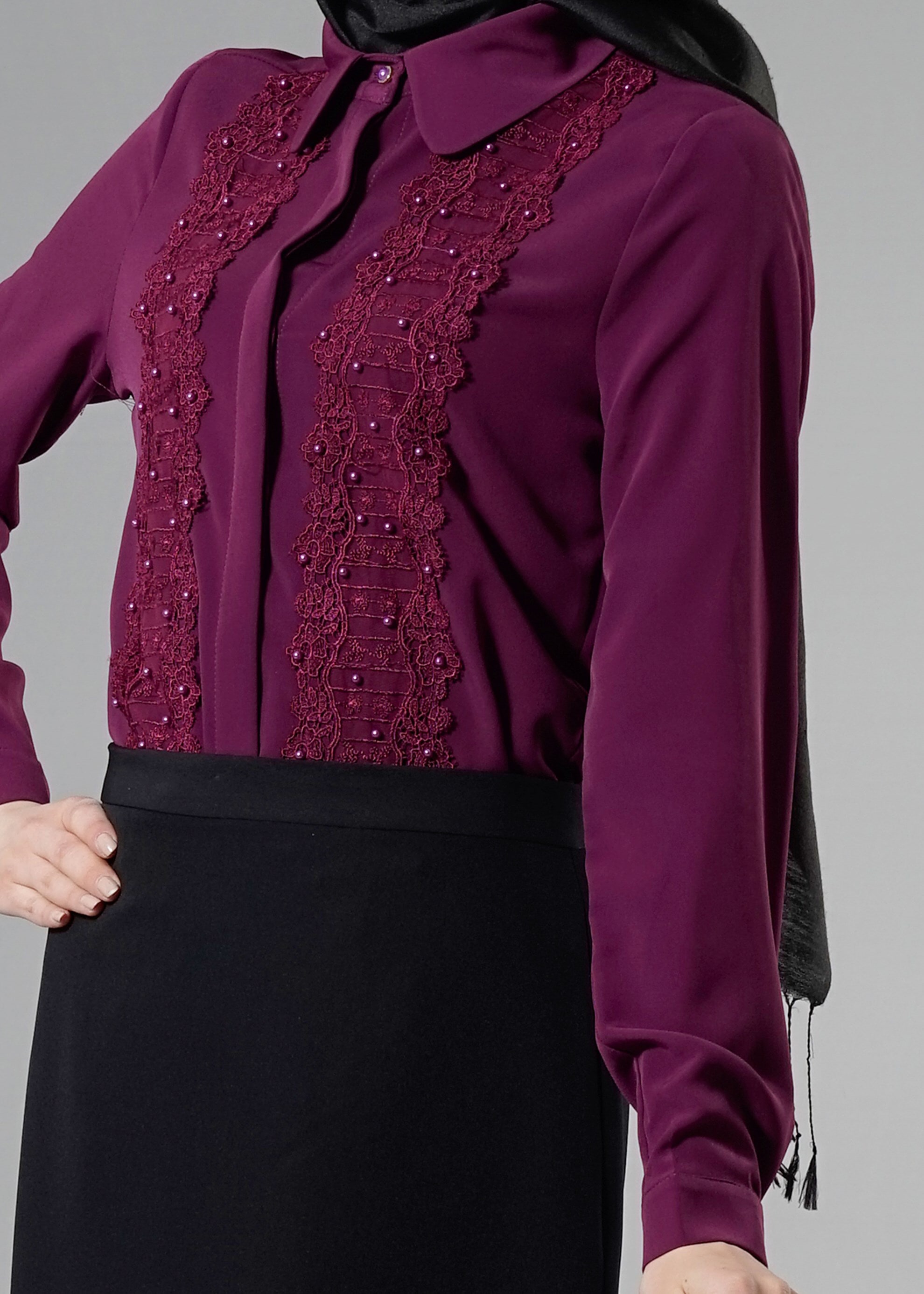 Tesettür giyim BORDO NAKIŞ İŞLEMELİ İNCİ DETAYLI BLUZ 4438 