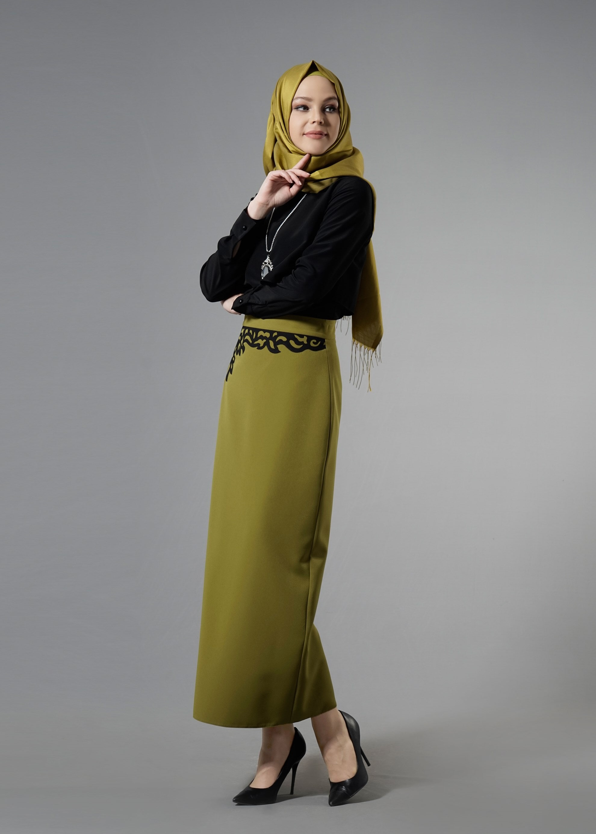 Tesettür giyim SİYAH 4443 New Loren Tesettür Bluz 36/44(38) TEK40