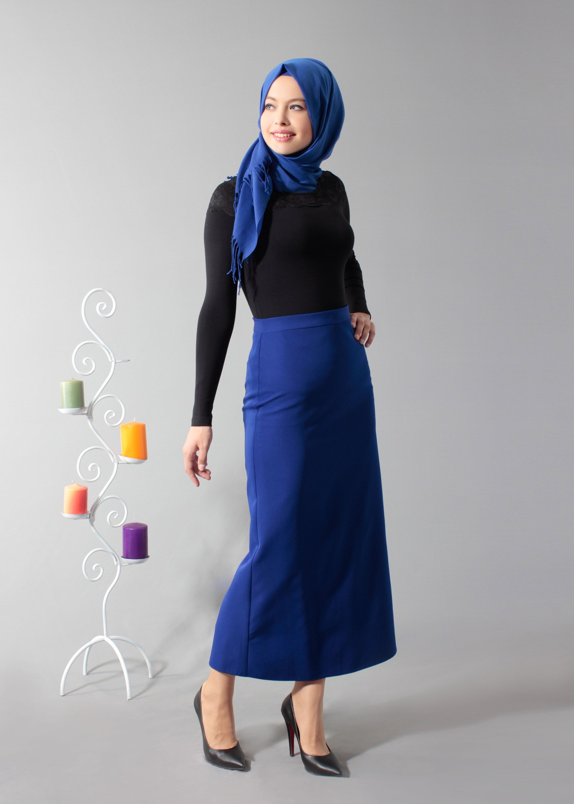 Tesettür giyim SİYAH NAKIŞ DETAYLI BLUZ 4562