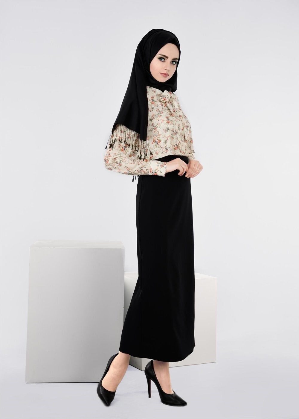 Tesettür giyim BEYAZ 4233-1 MAGLİA 8328 BLUZ 36/44(38-40) TEK38