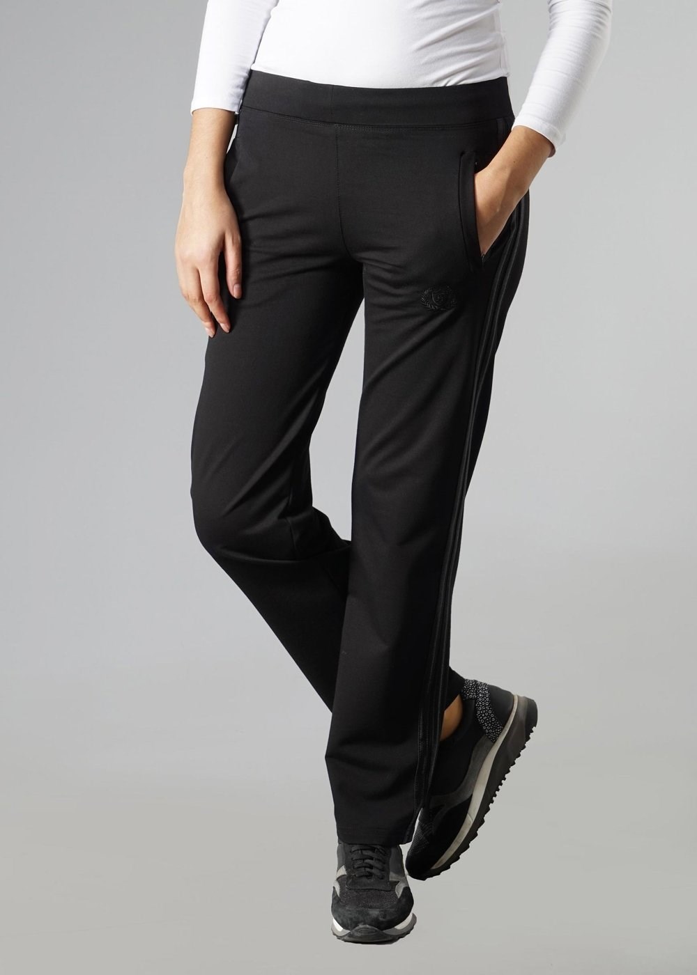 Tesettür giyim SİYAH YANLARI ŞERİTLİ EŞOFMAN ALTI 7935