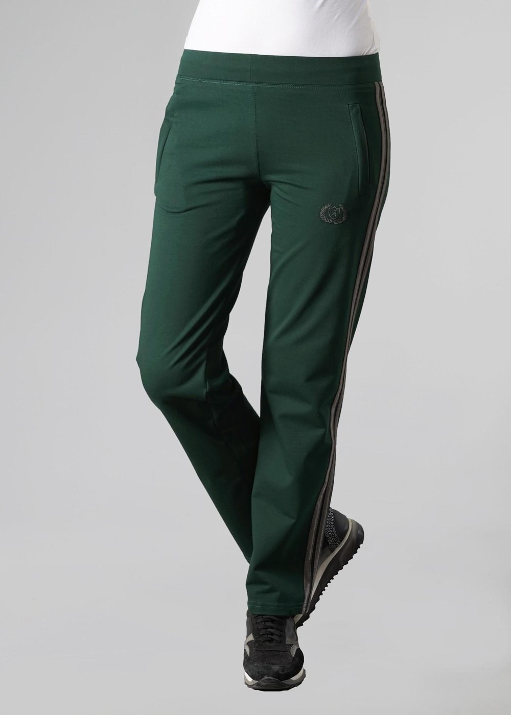 Tesettür giyim YEŞİL YANLARI ŞERİTLİ EŞOFMAN ALTI 7935