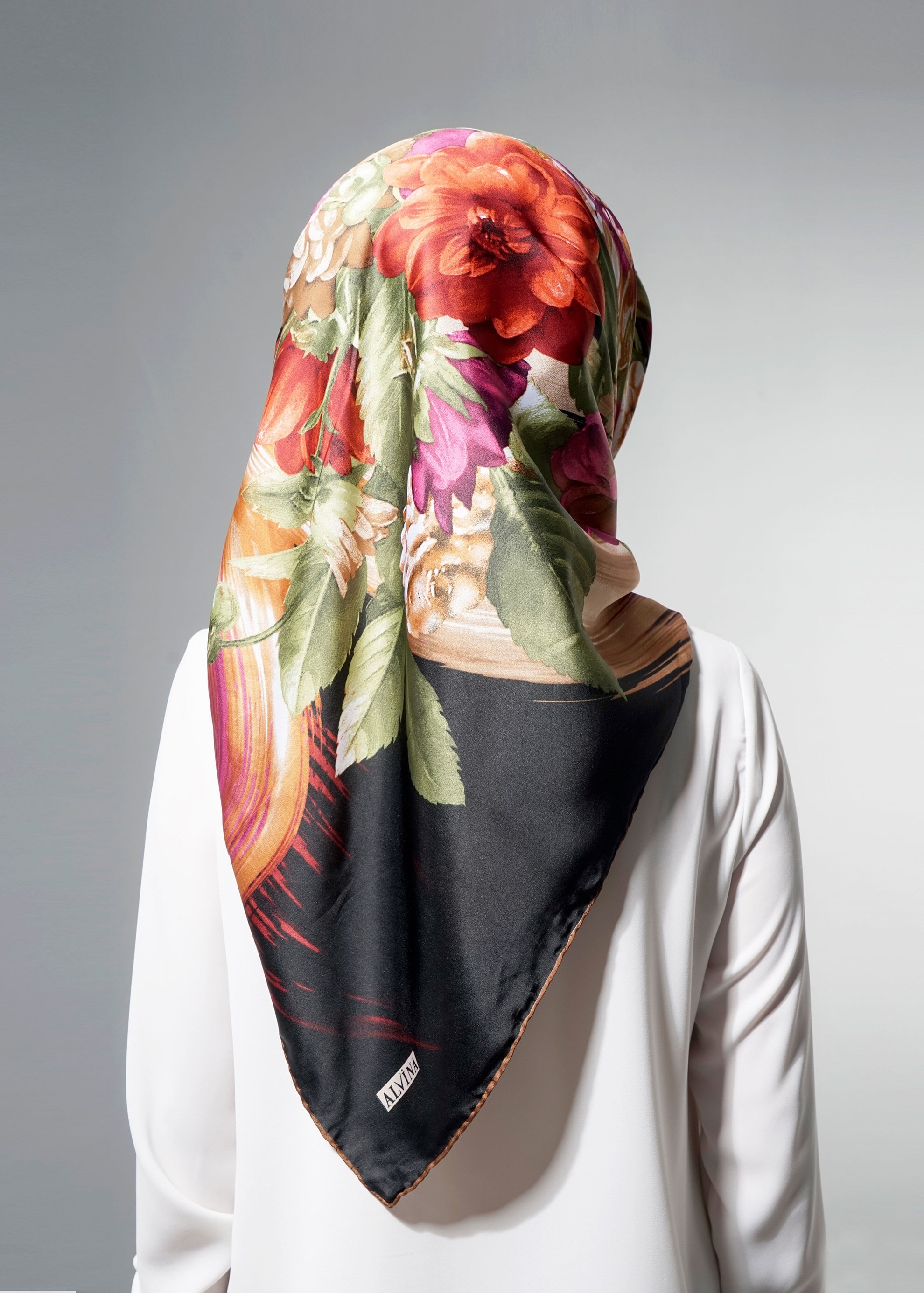 Tesettür giyim SİYAH 12607 ALVİNA DESENLİ EŞARP