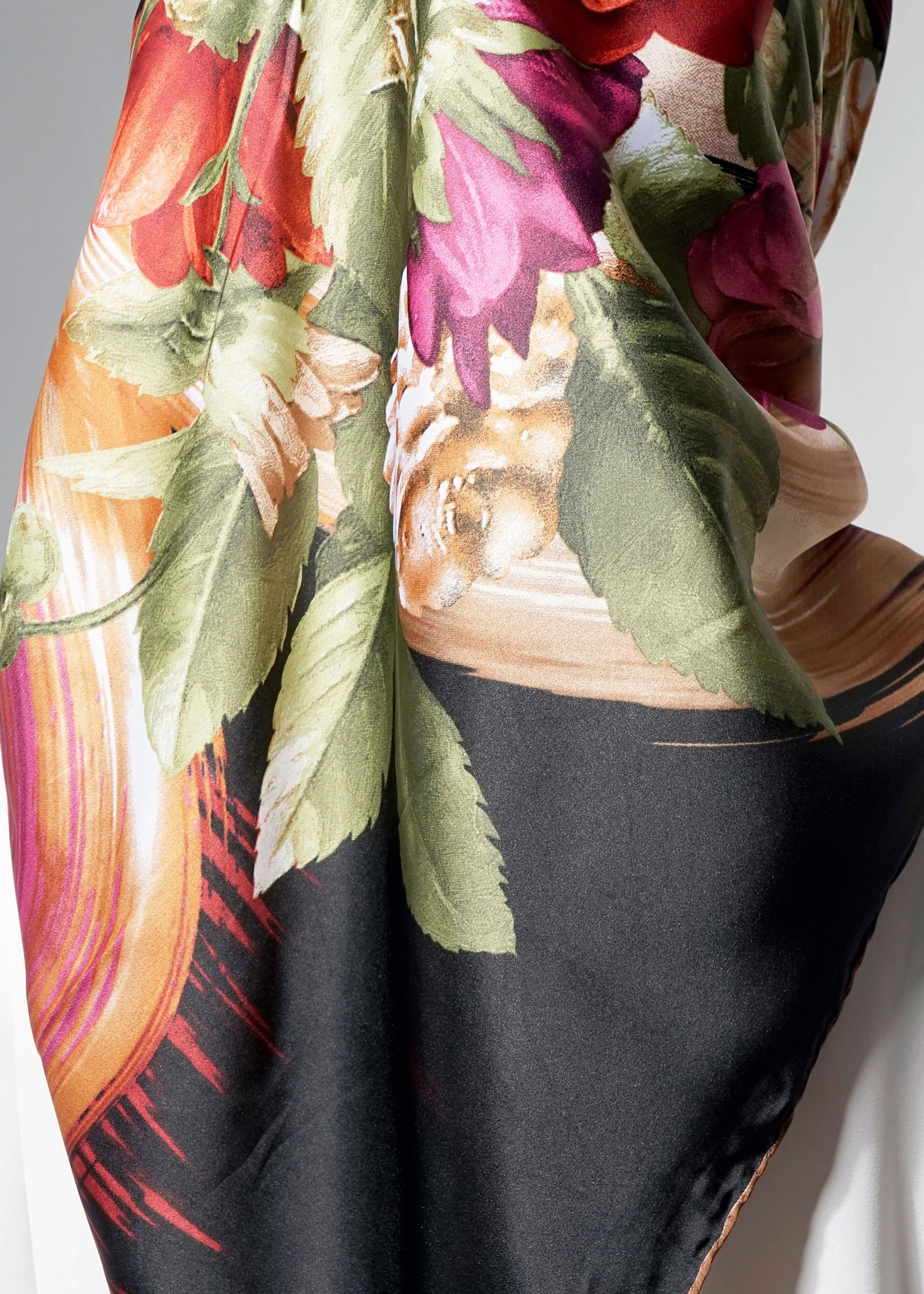 Tesettür giyim SİYAH 12607 ALVİNA DESENLİ EŞARP